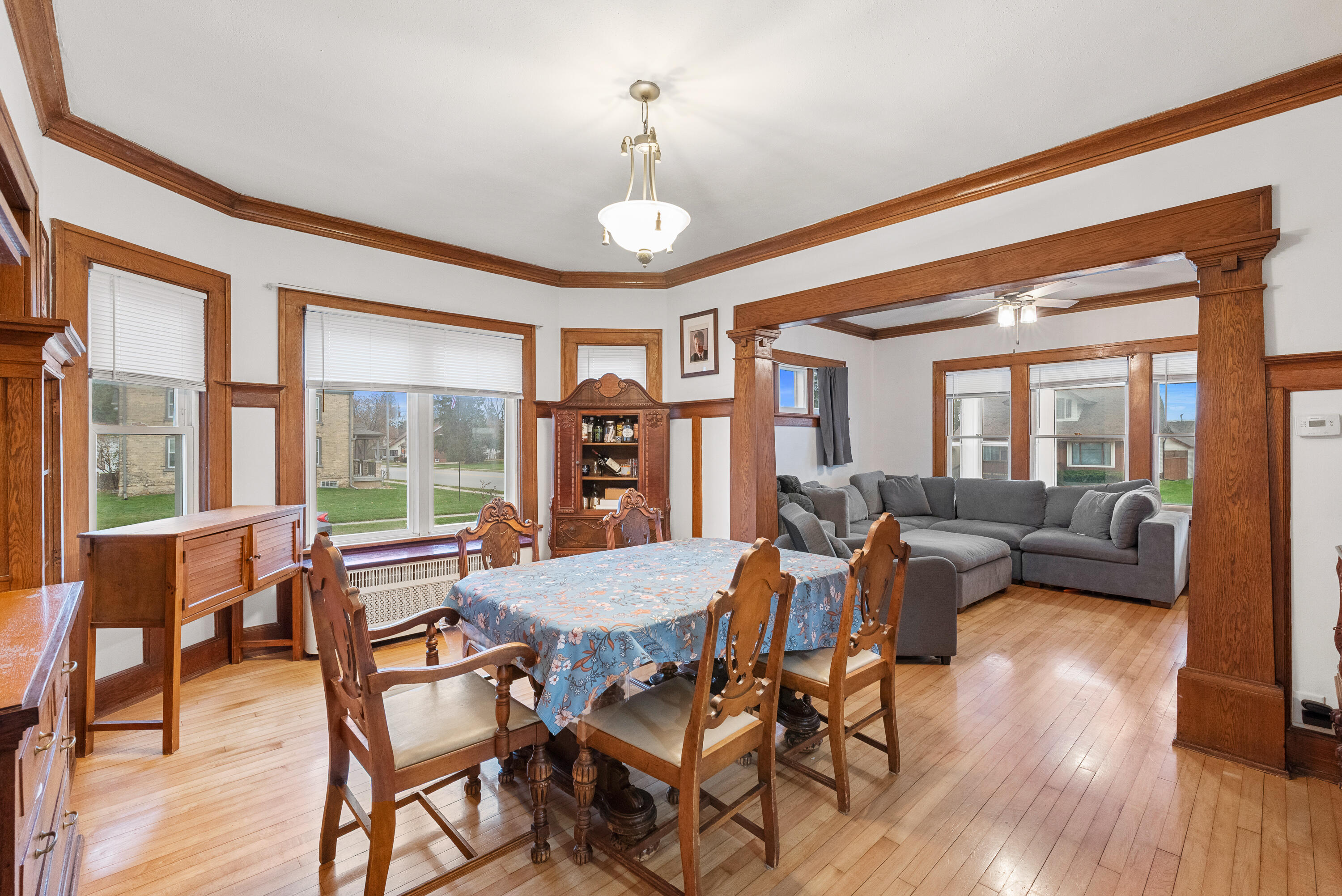 1136 Fond du lac Ave