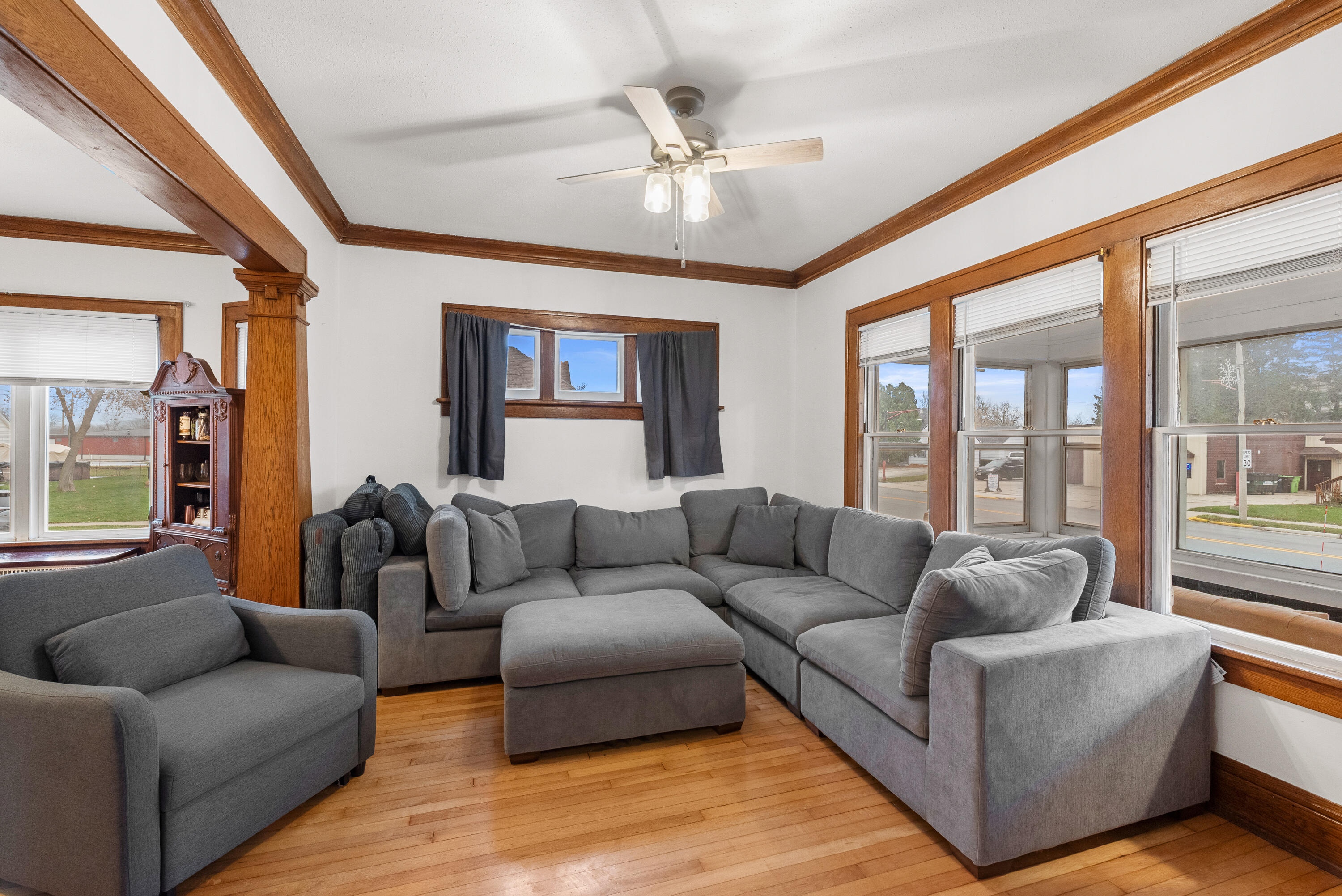 1136 Fond du lac Ave