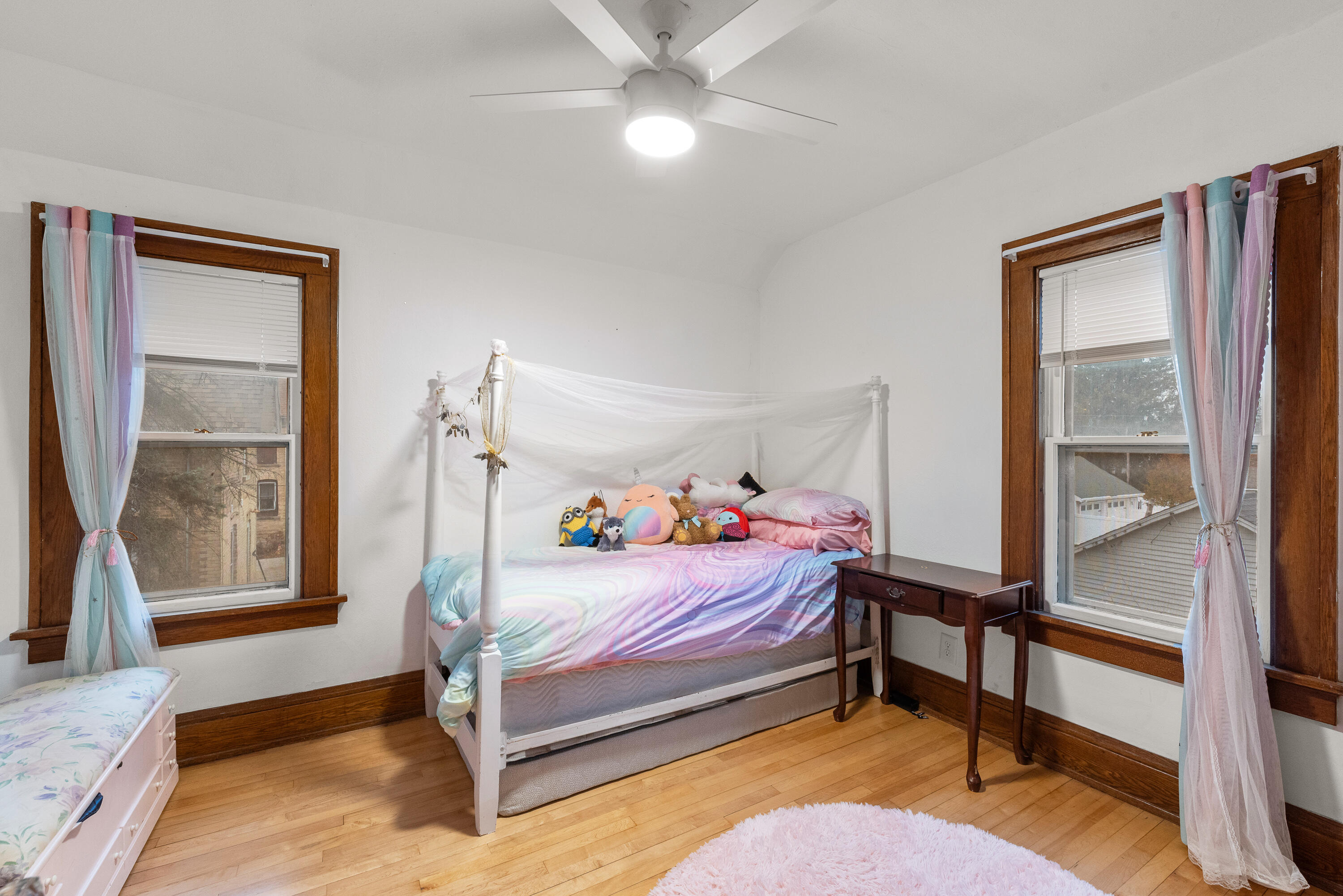 1136 Fond du lac Ave