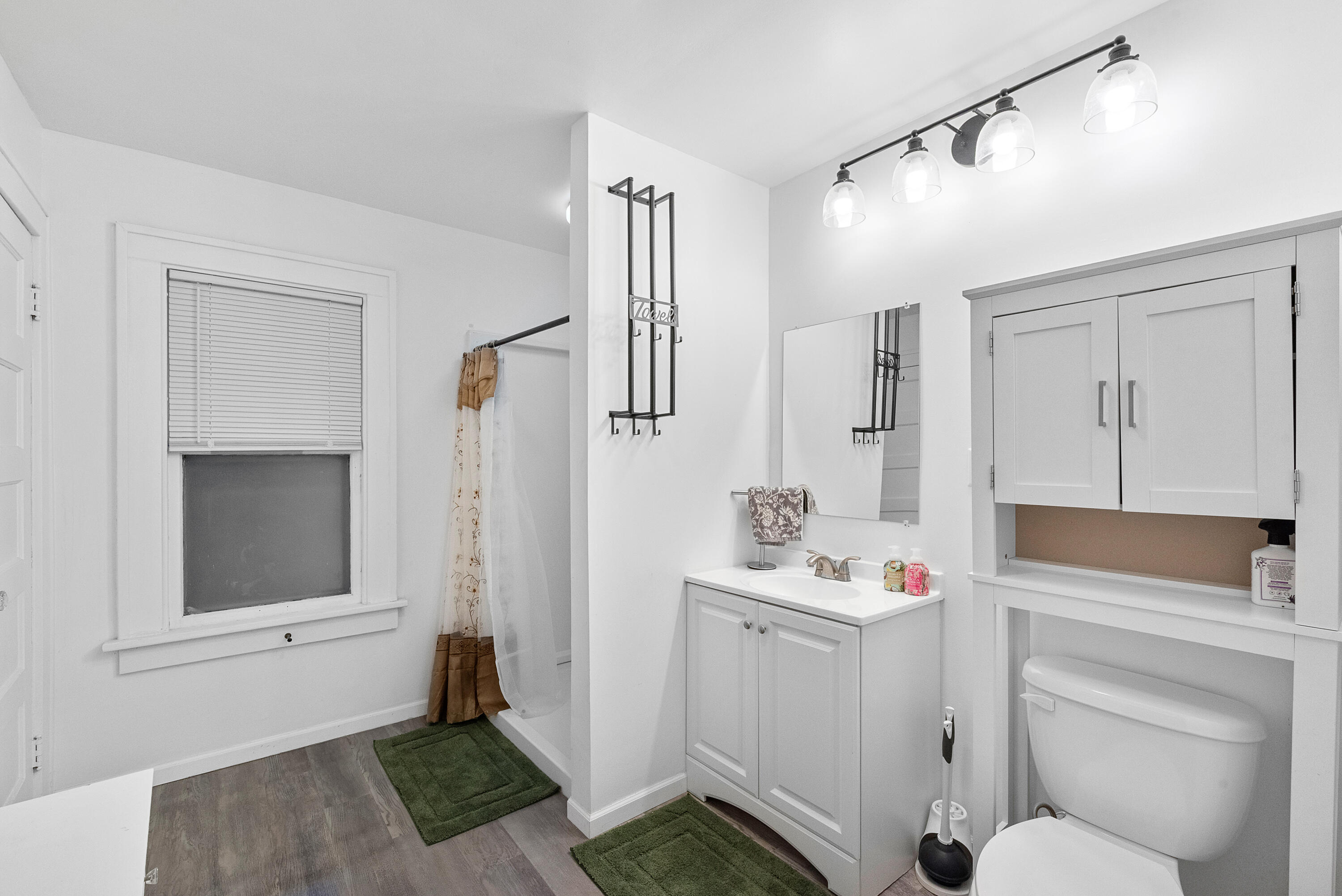 1136 Fond du lac Ave