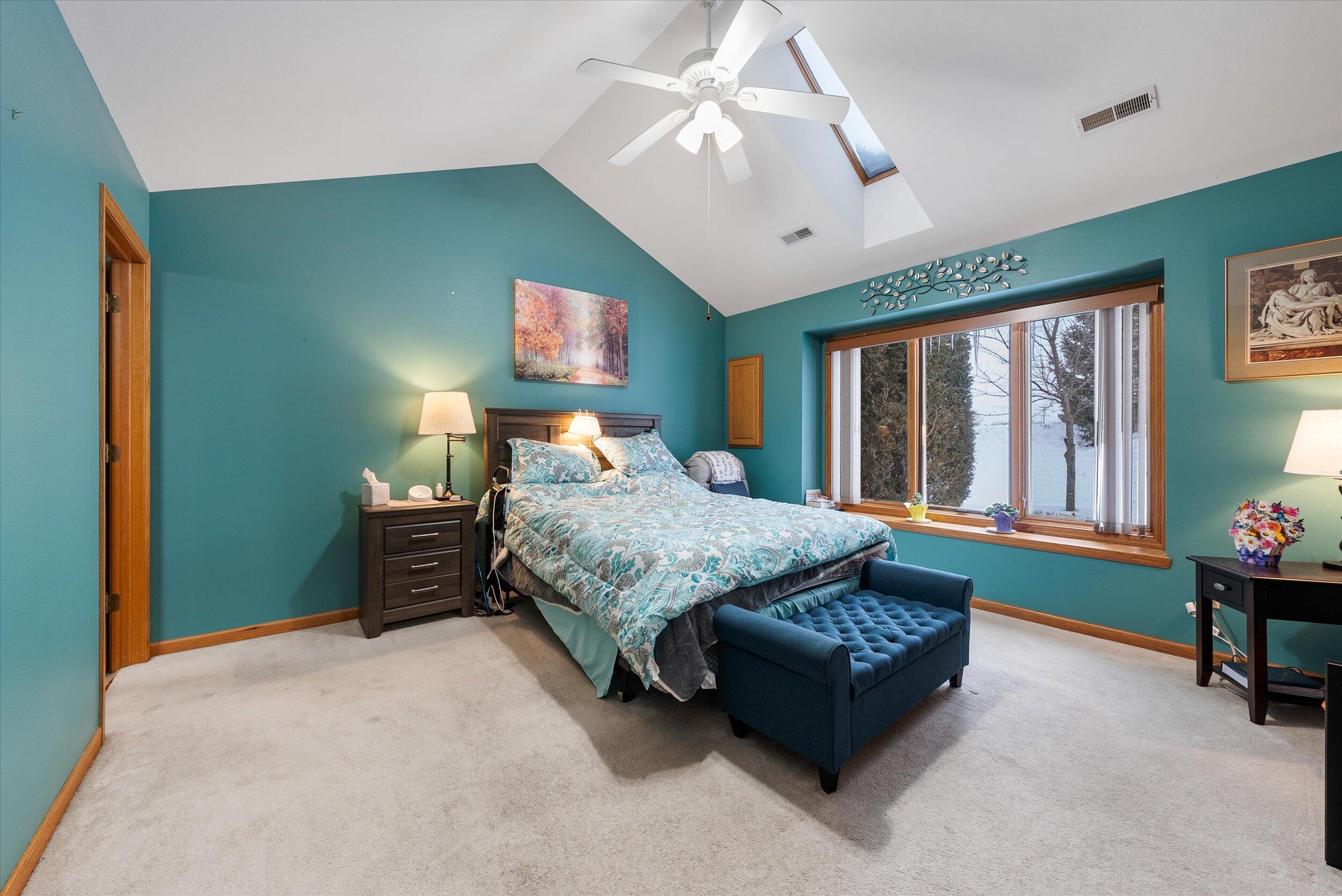 N160W18903 Oakland Dr