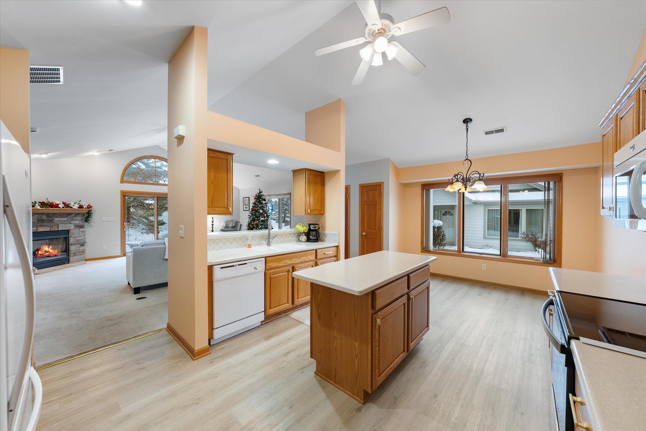 N160W18903 Oakland Dr