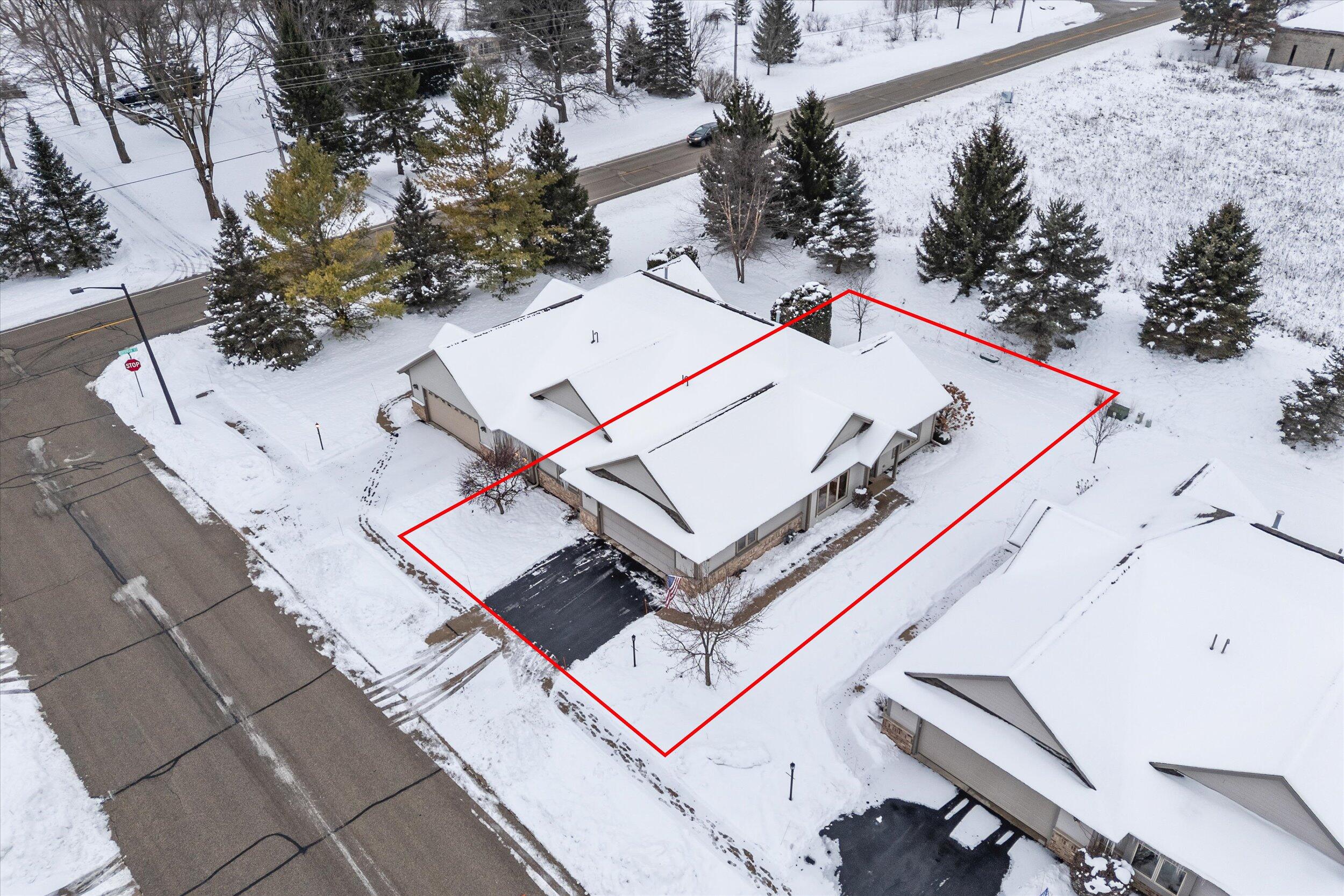 N160W18903 Oakland Dr