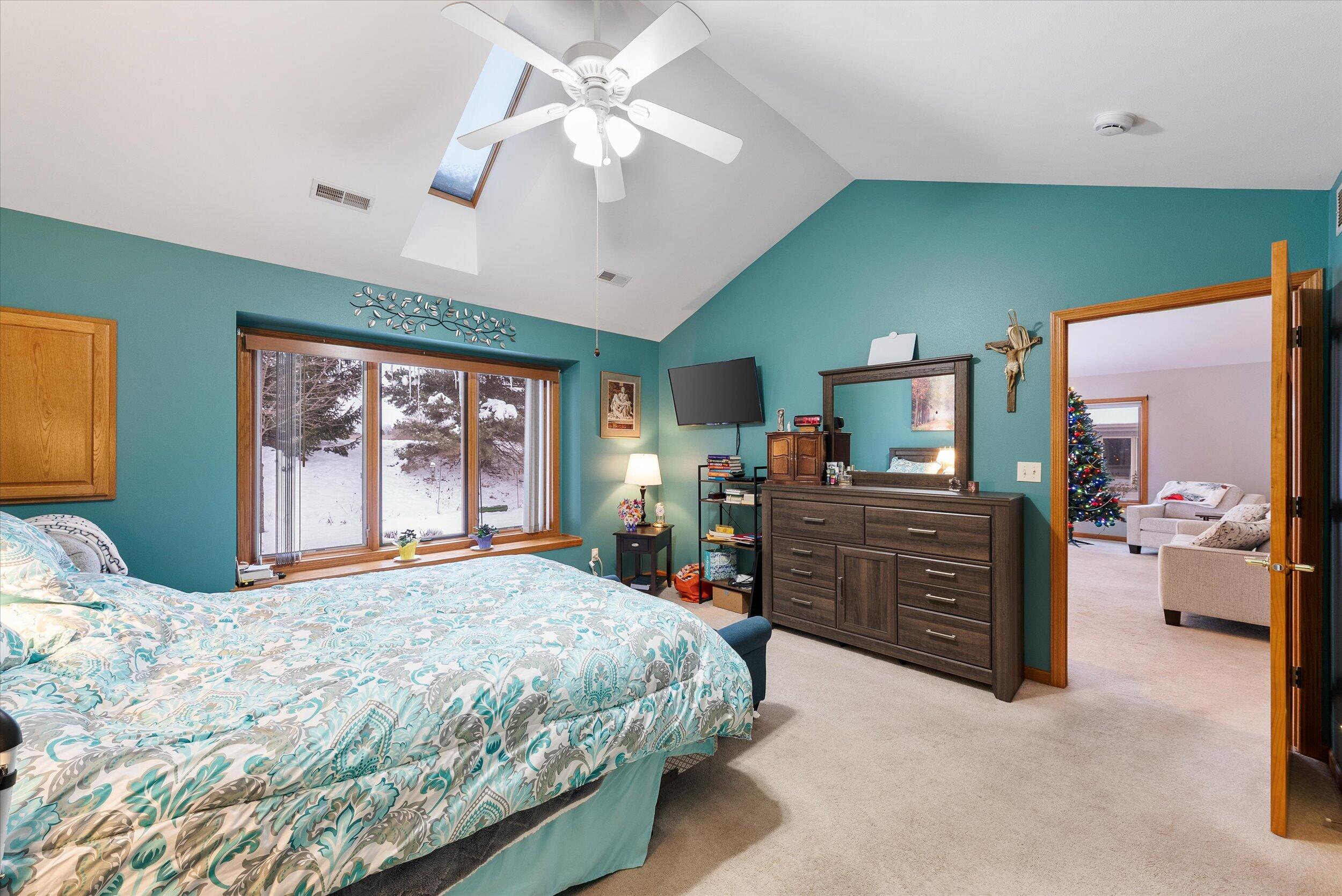 N160W18903 Oakland Dr