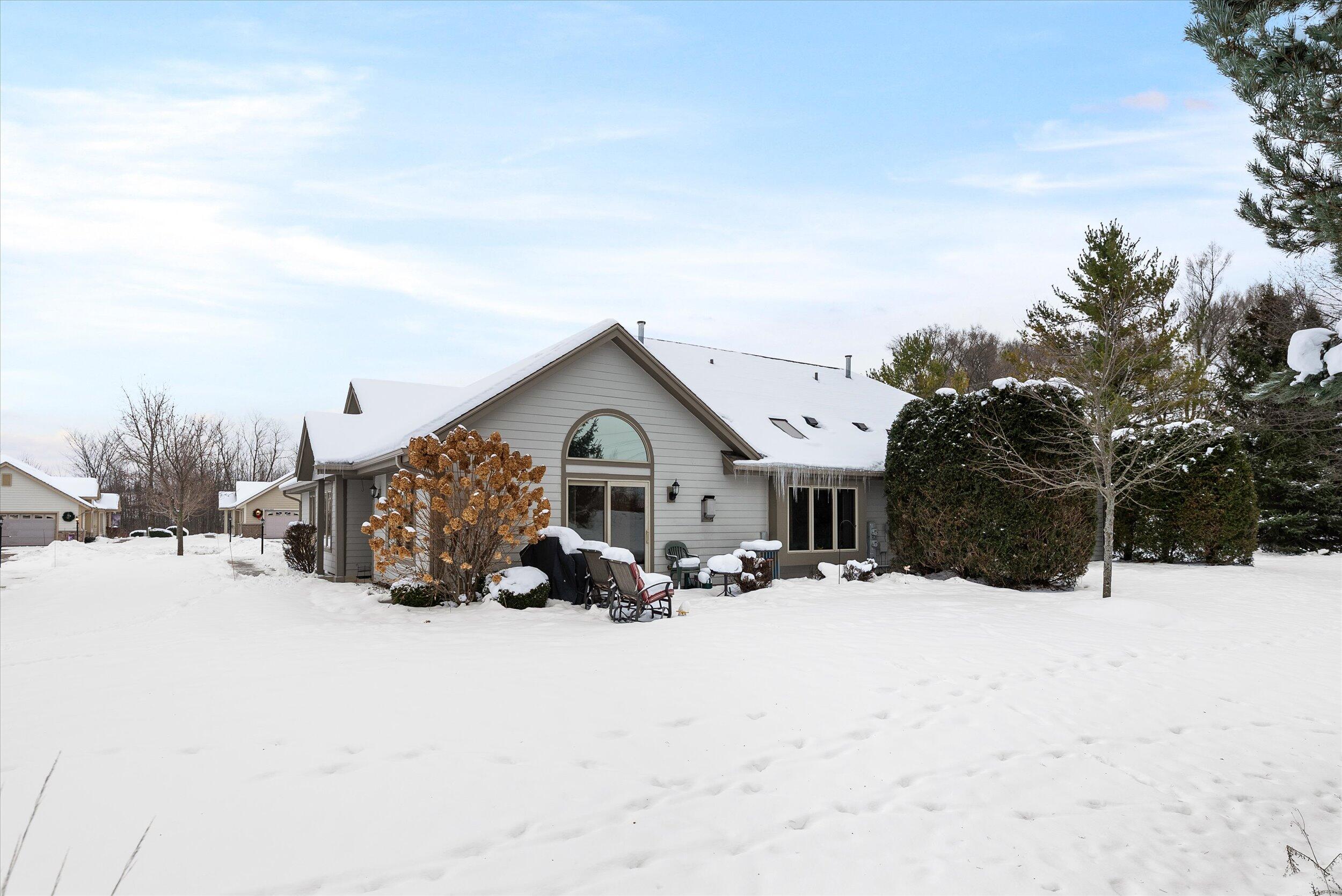 N160W18903 Oakland Dr