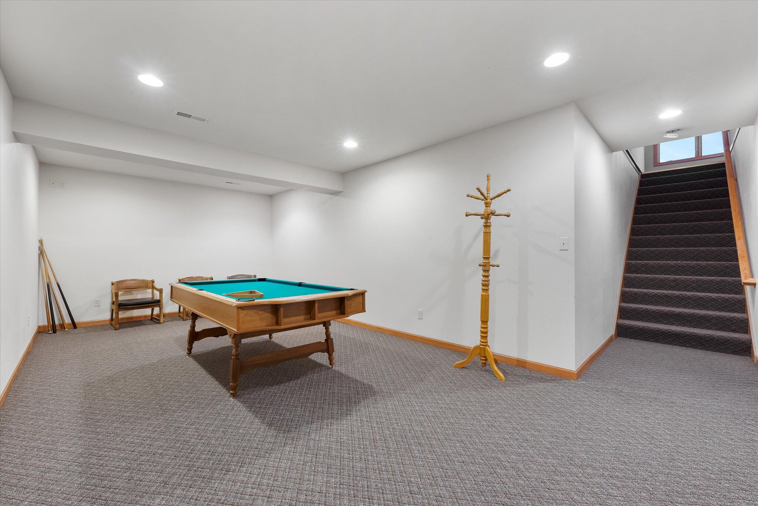 N160W18903 Oakland Dr