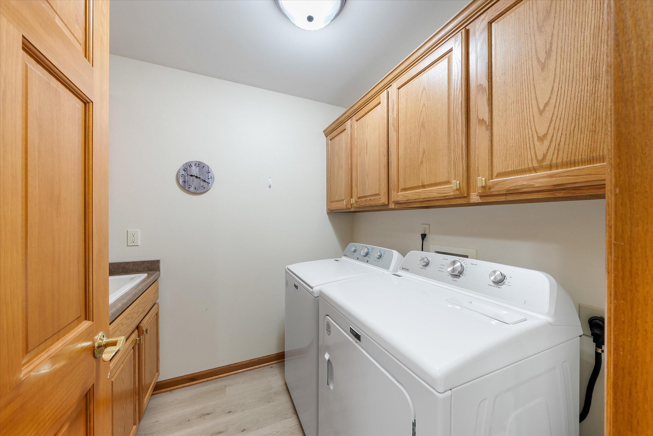 N160W18903 Oakland Dr