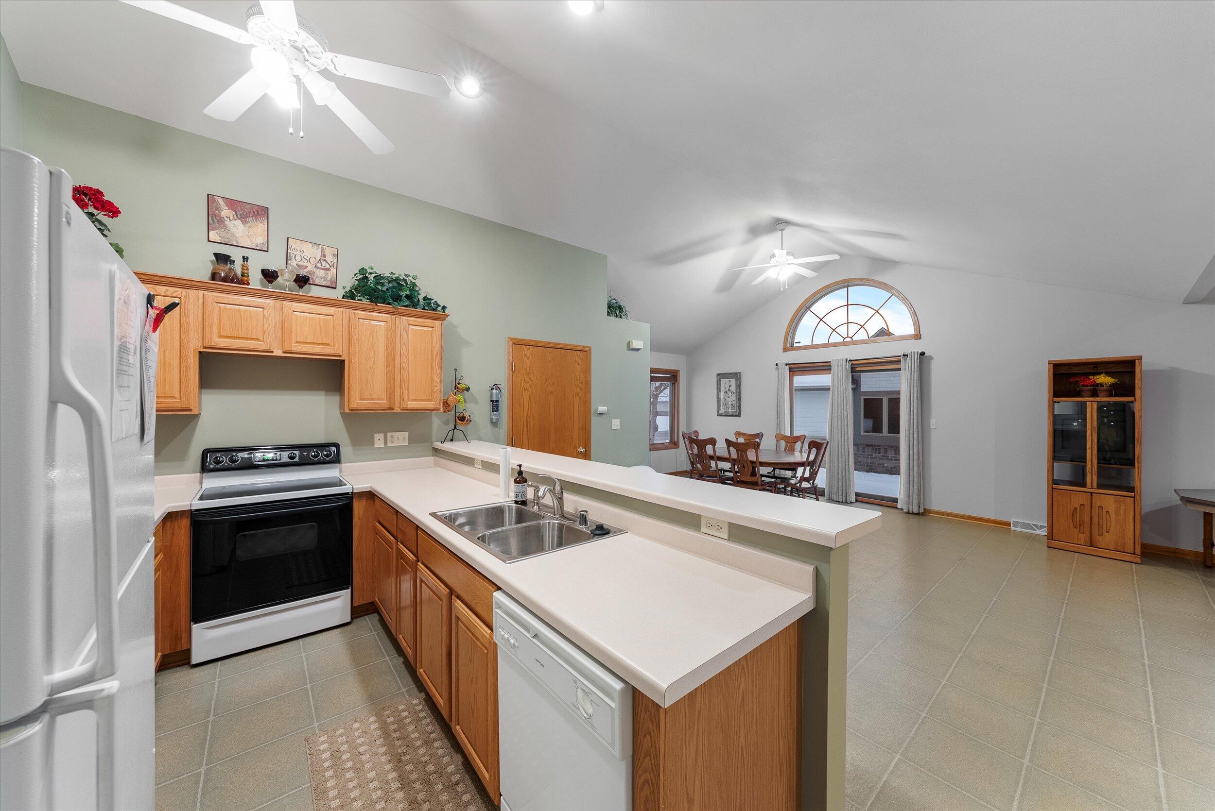 N160W18903 Oakland Dr