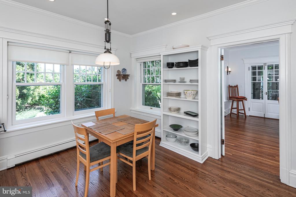 3 Evelyn Pl
