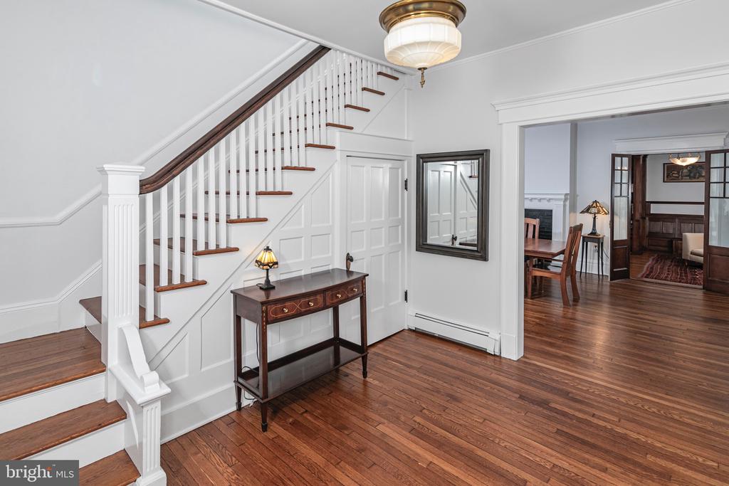 3 Evelyn Pl