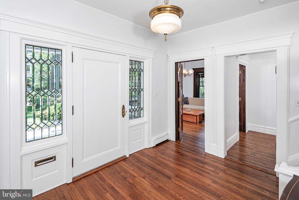 3 Evelyn Pl