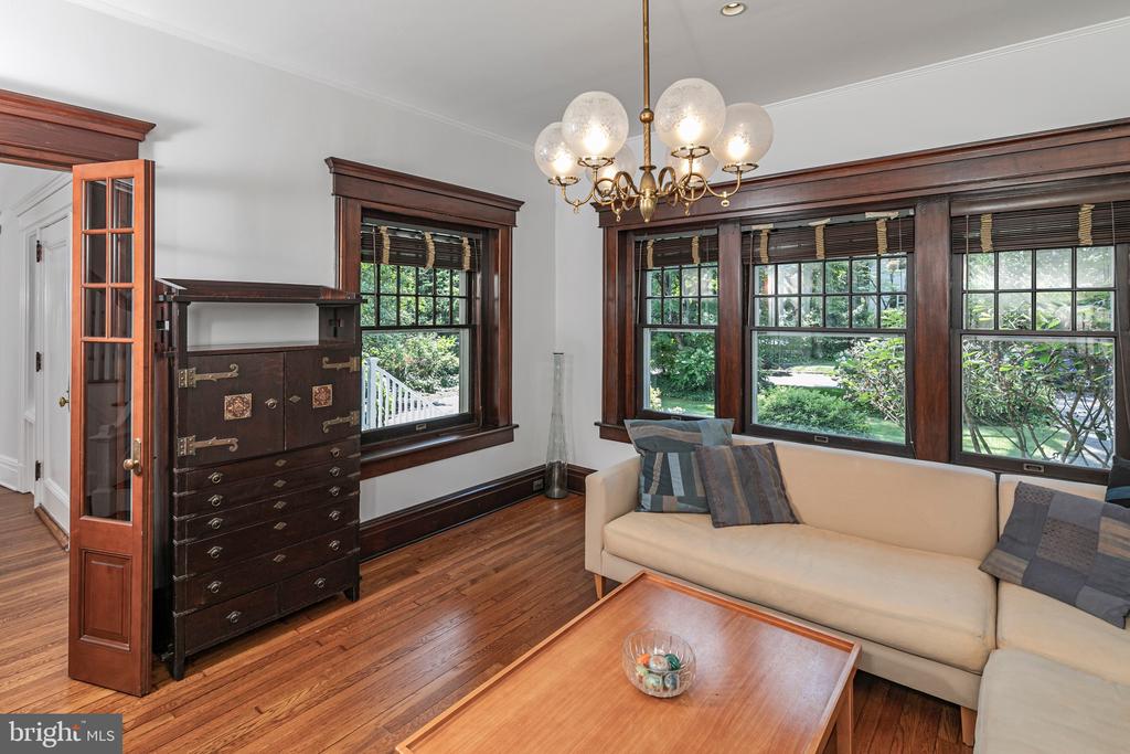3 Evelyn Pl