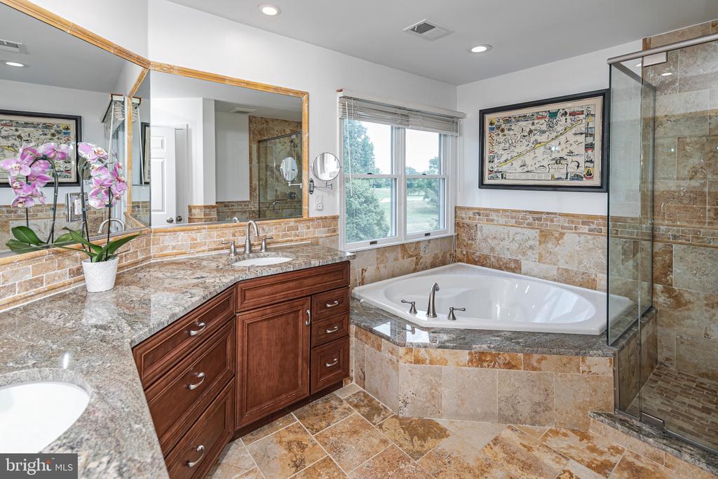 19 Spyglass Rd
