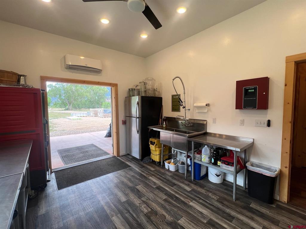 27846 HWY 550