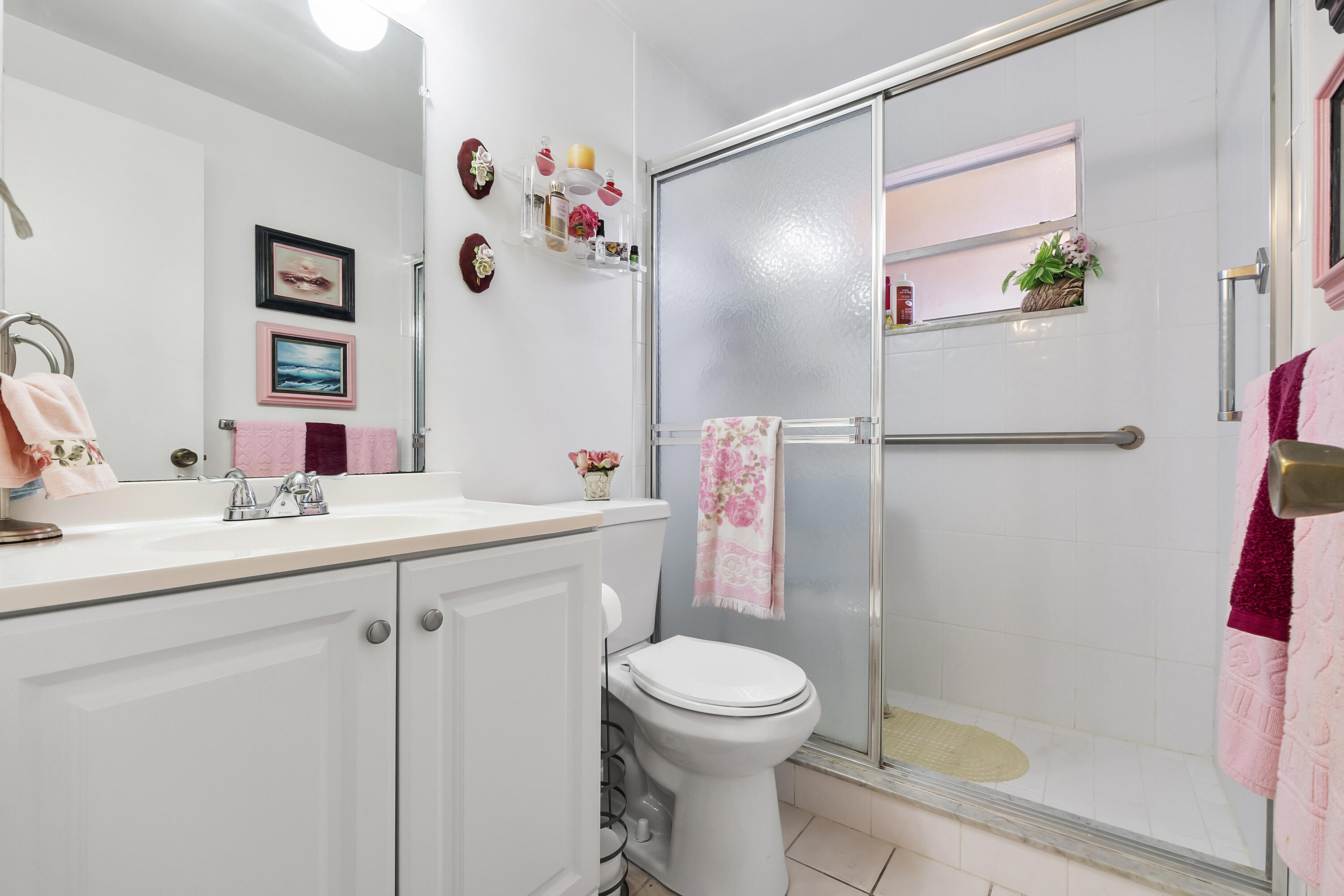 8390 Lagos De Campo Boulevard