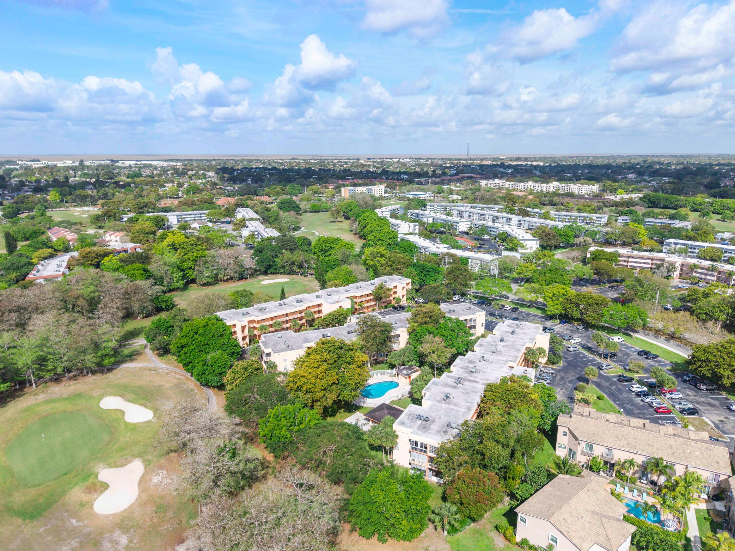 8390 Lagos De Campo Boulevard