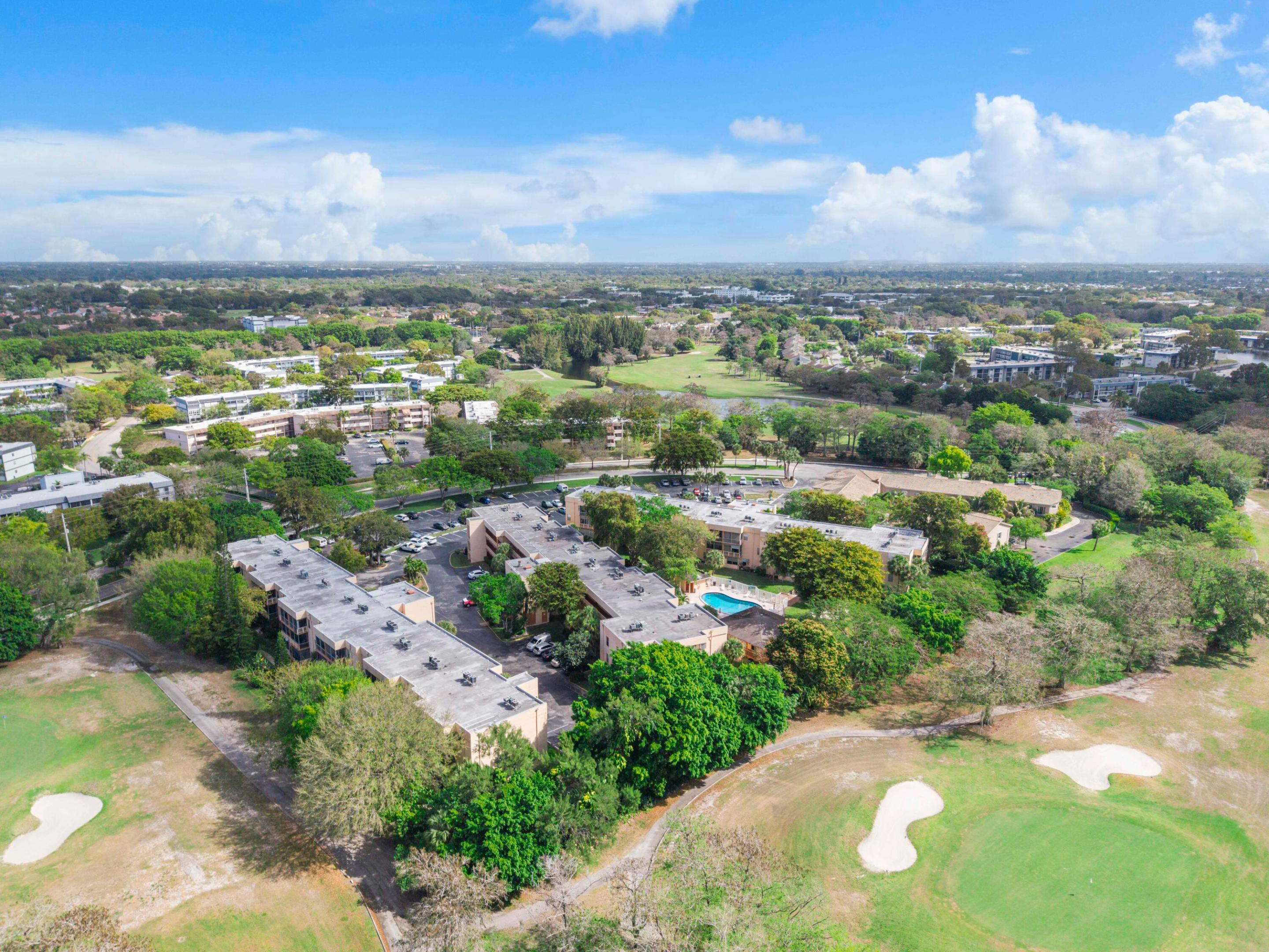 8390 Lagos De Campo Boulevard