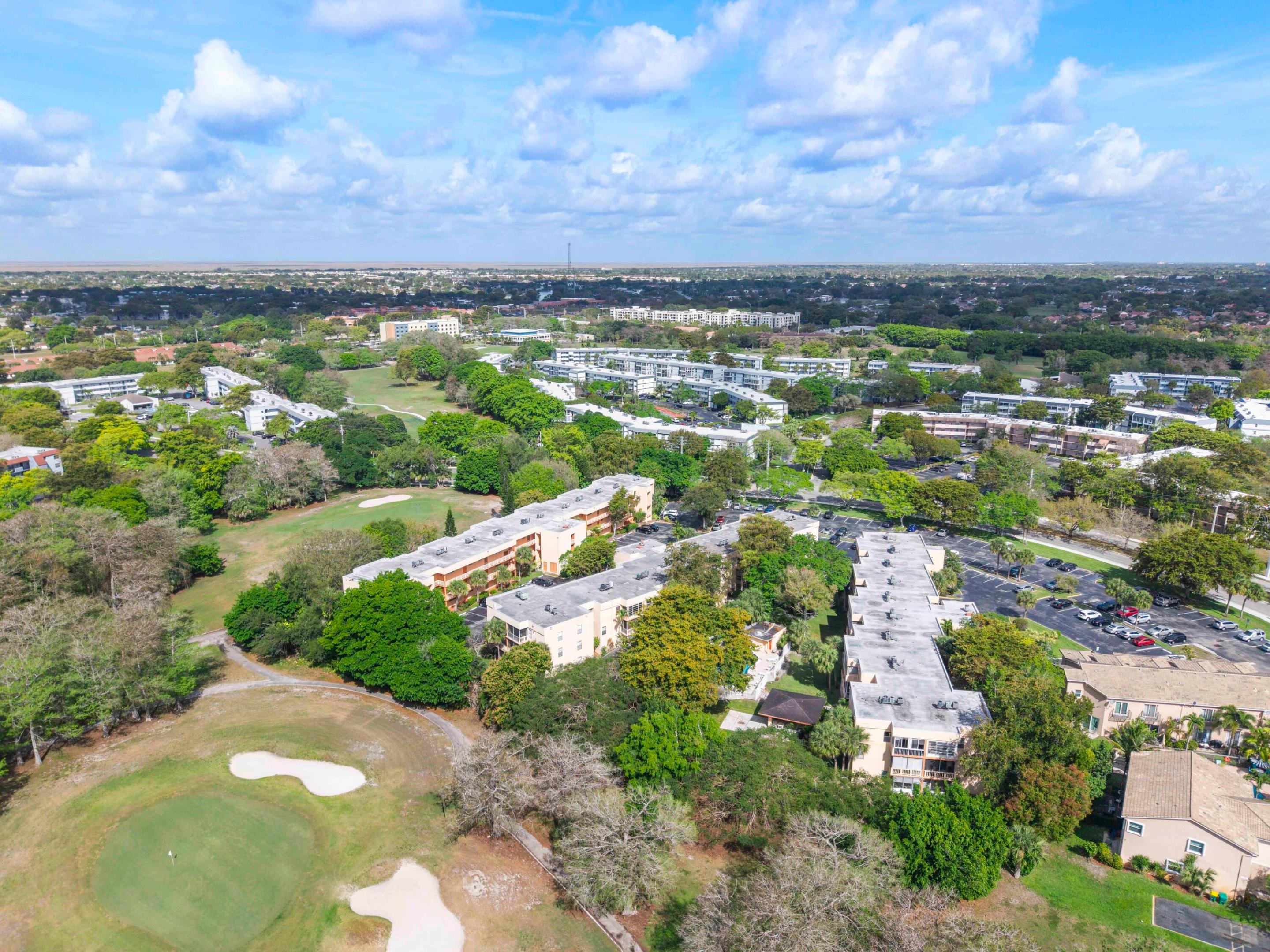 8390 Lagos De Campo Boulevard