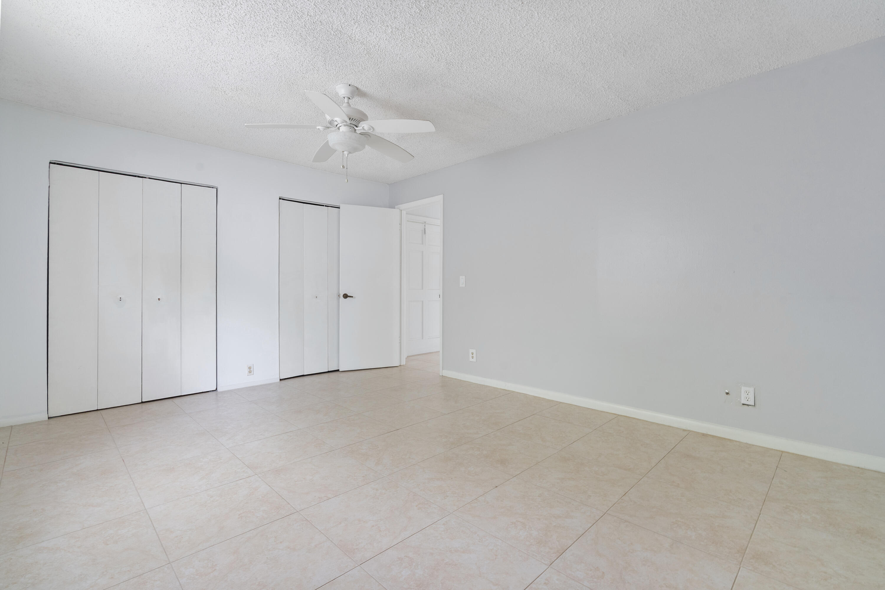 22707 SW 64th Way