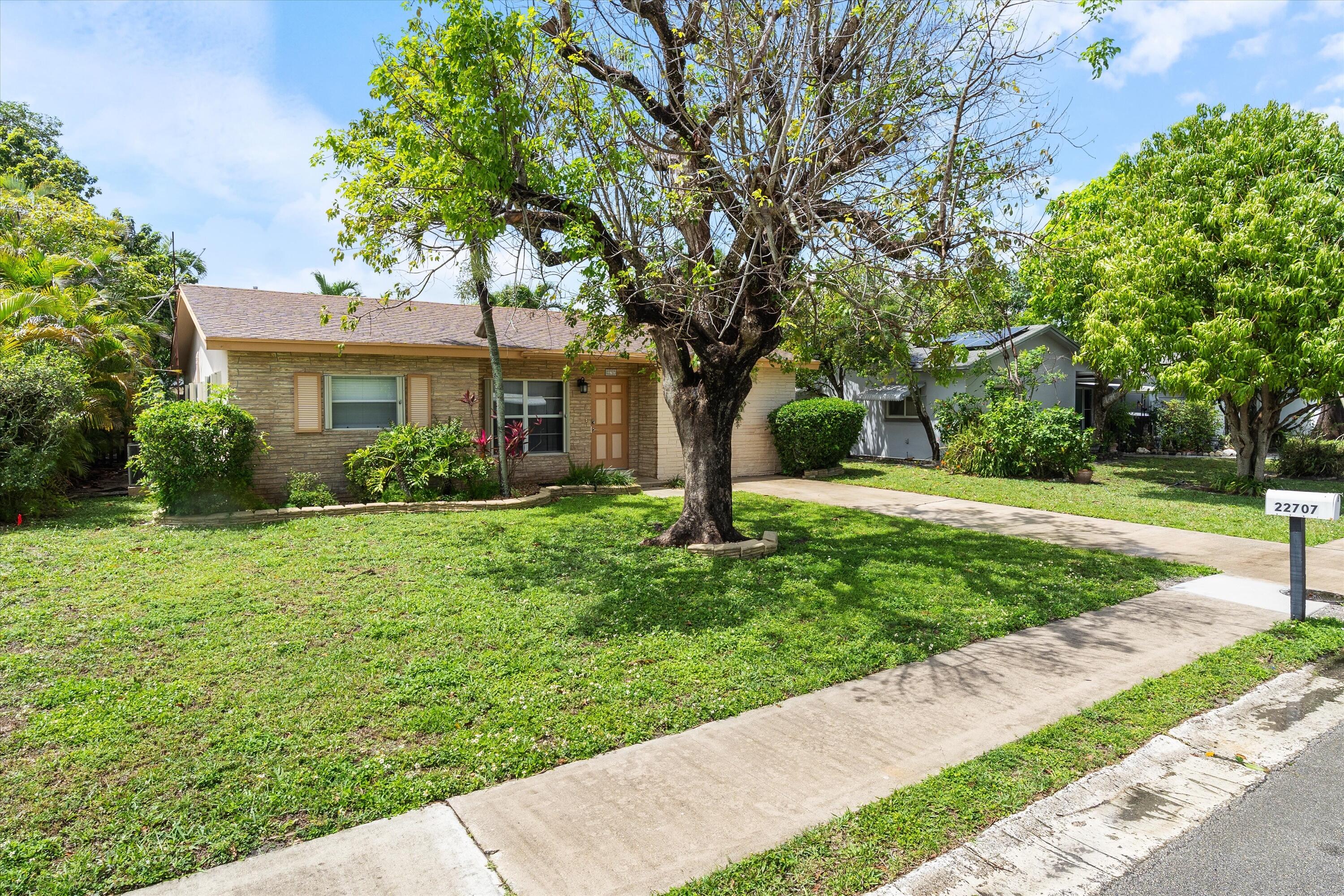 22707 SW 64th Way