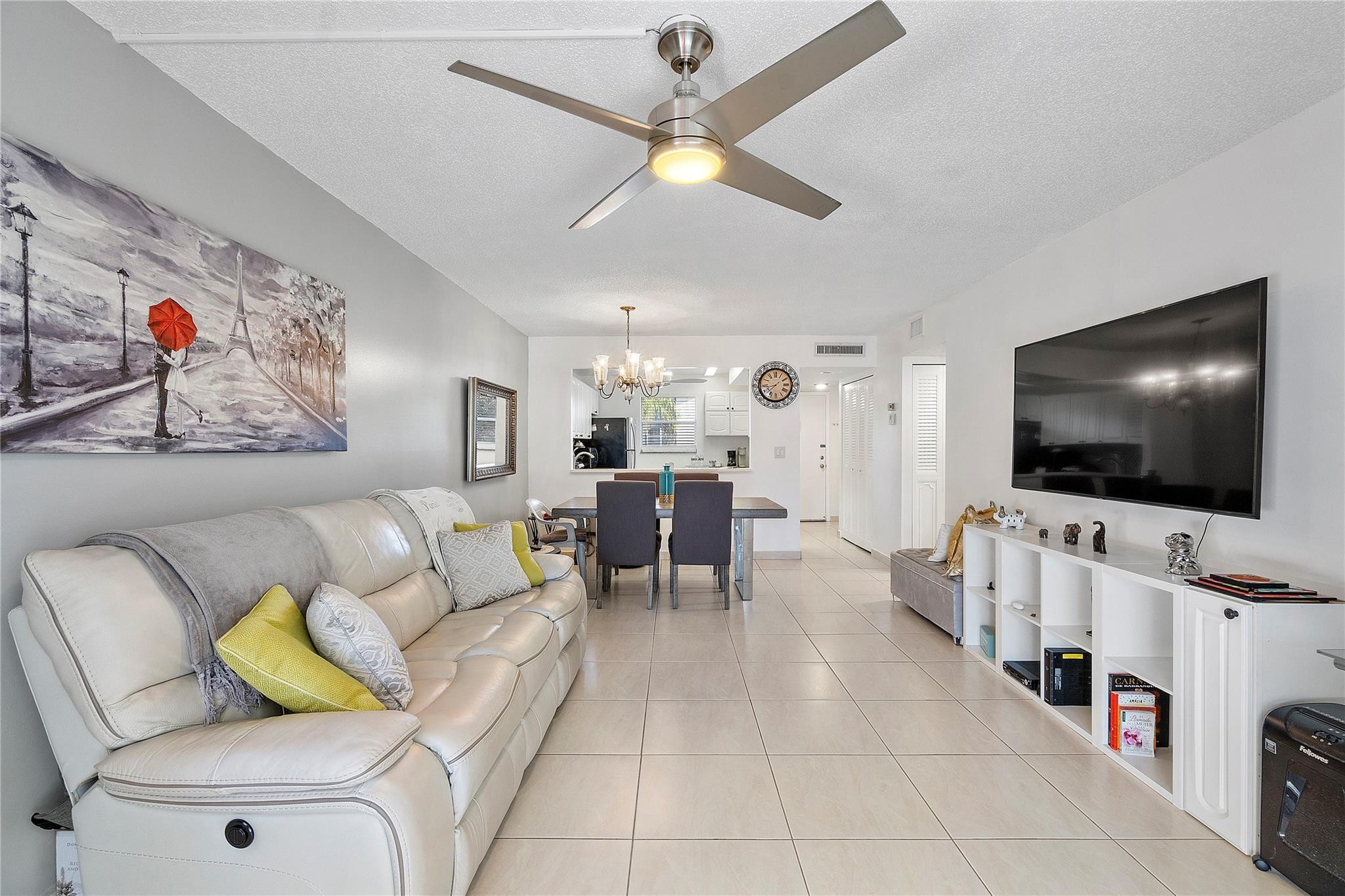 3200 Holiday Springs Blvd 3-201