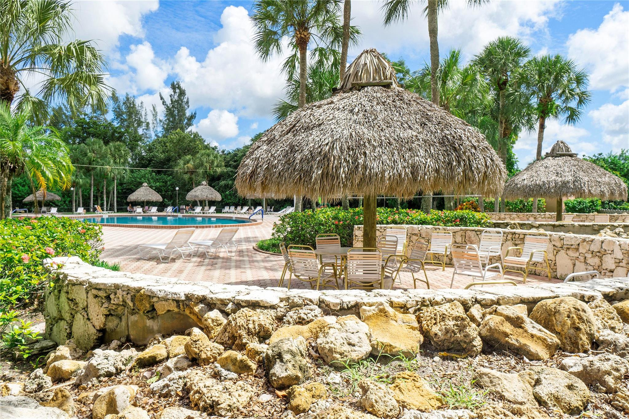 3200 Holiday Springs Blvd 3-201
