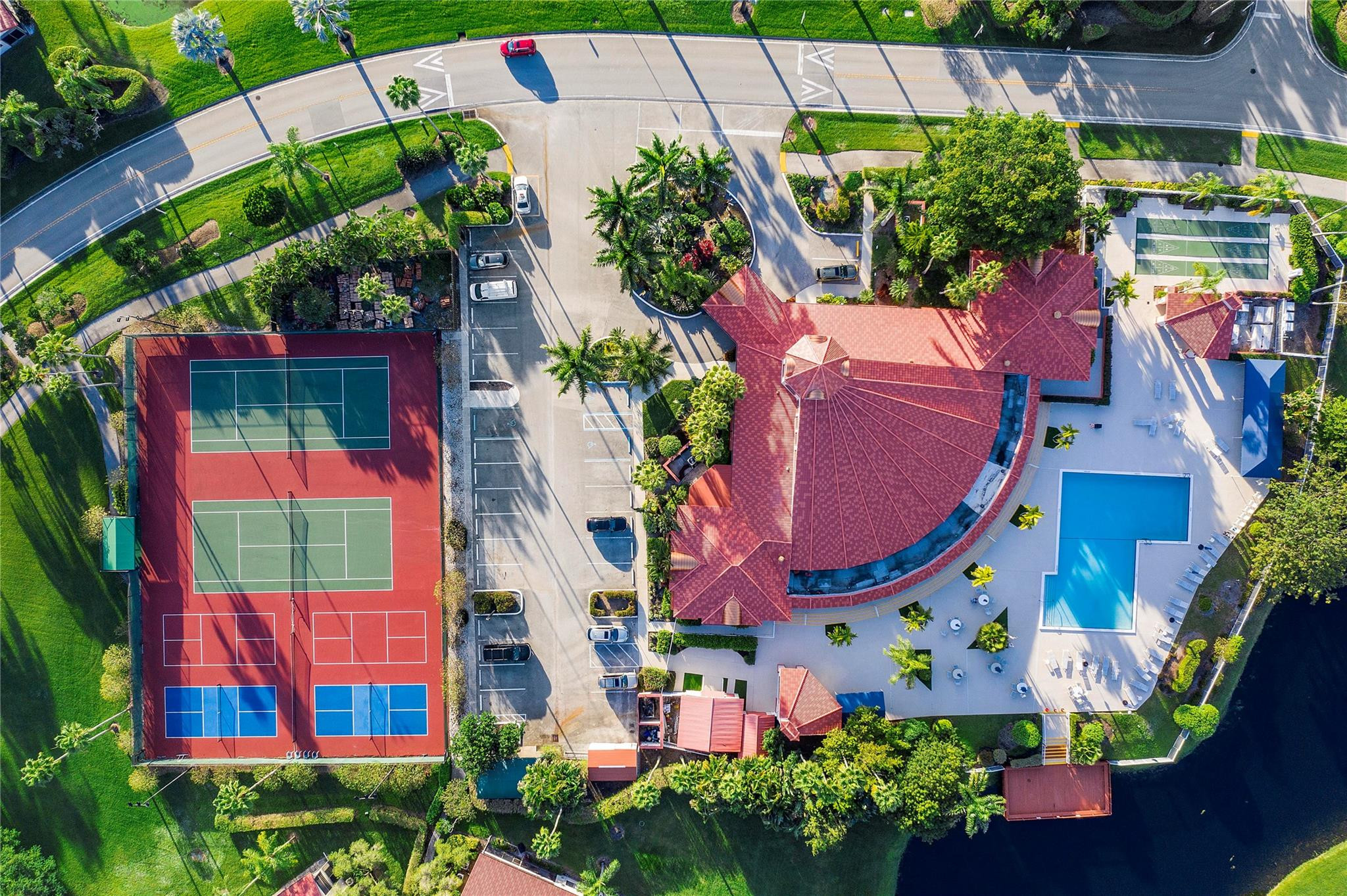 7644 Lexington Club Blvd B