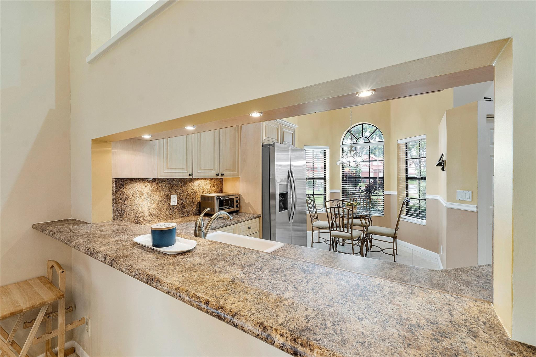 7644 Lexington Club Blvd B