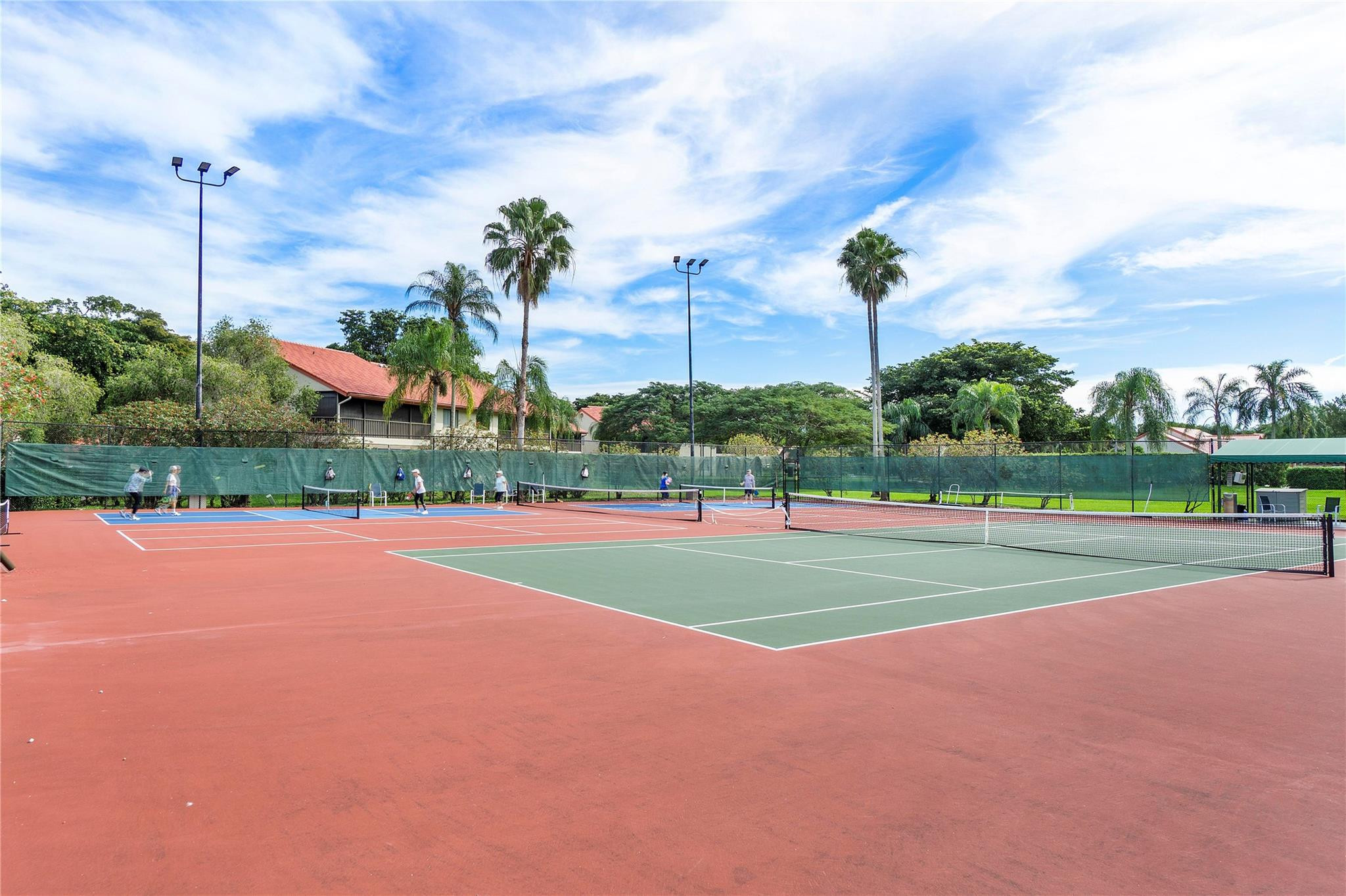 7644 Lexington Club Blvd B