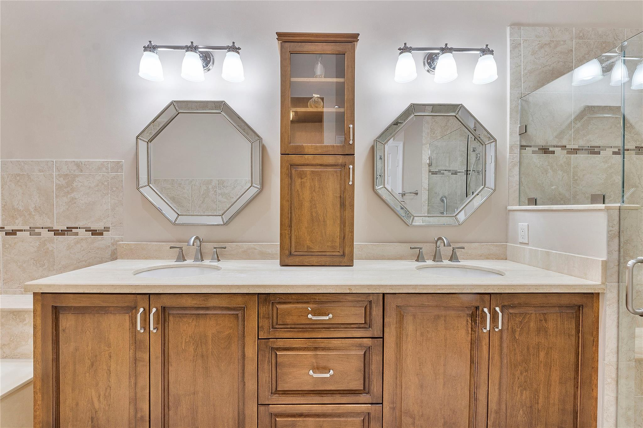 7644 Lexington Club Blvd B