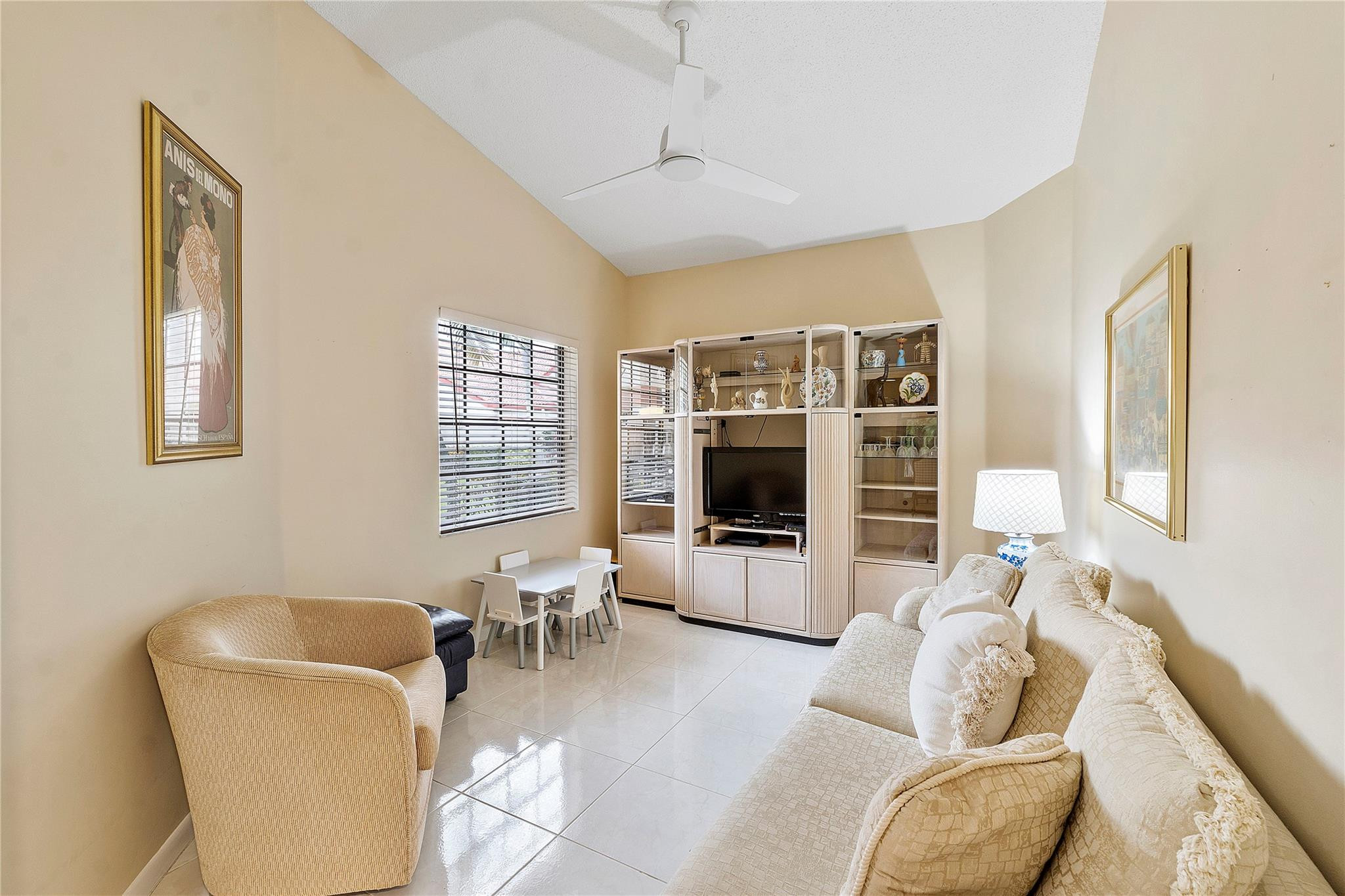 7644 Lexington Club Blvd B