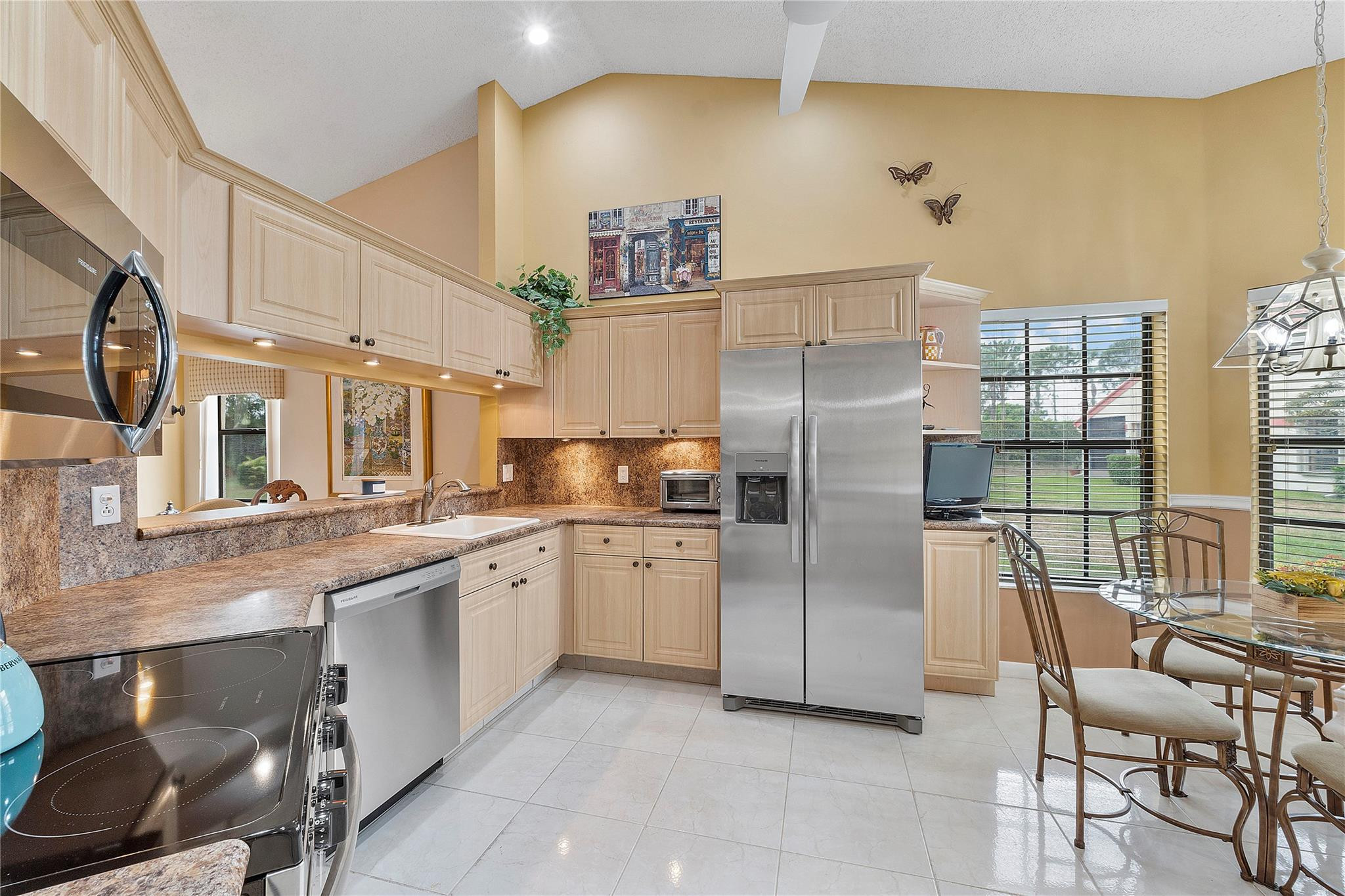 7644 Lexington Club Blvd B