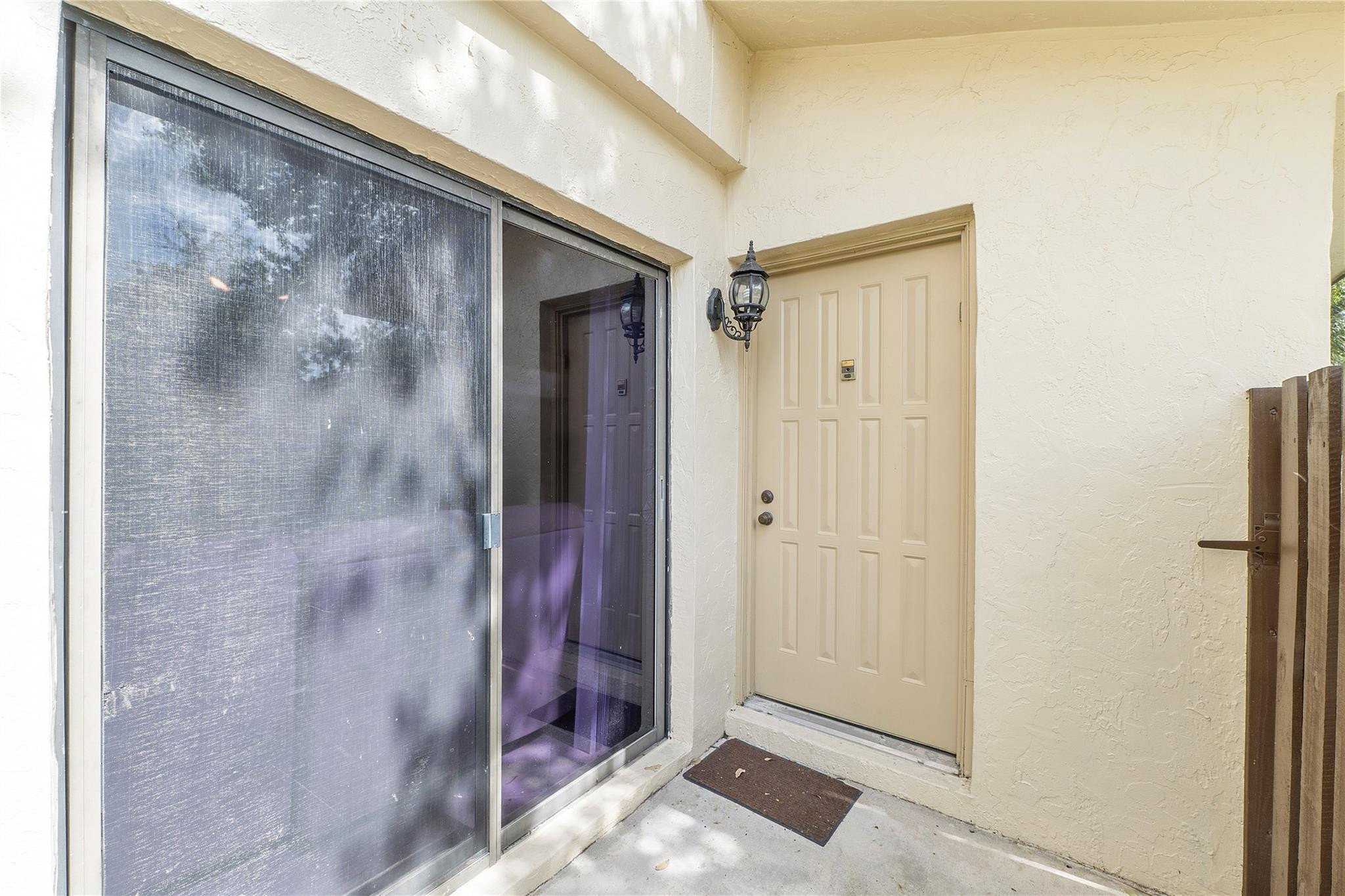 7640 NW 79th Ave L6