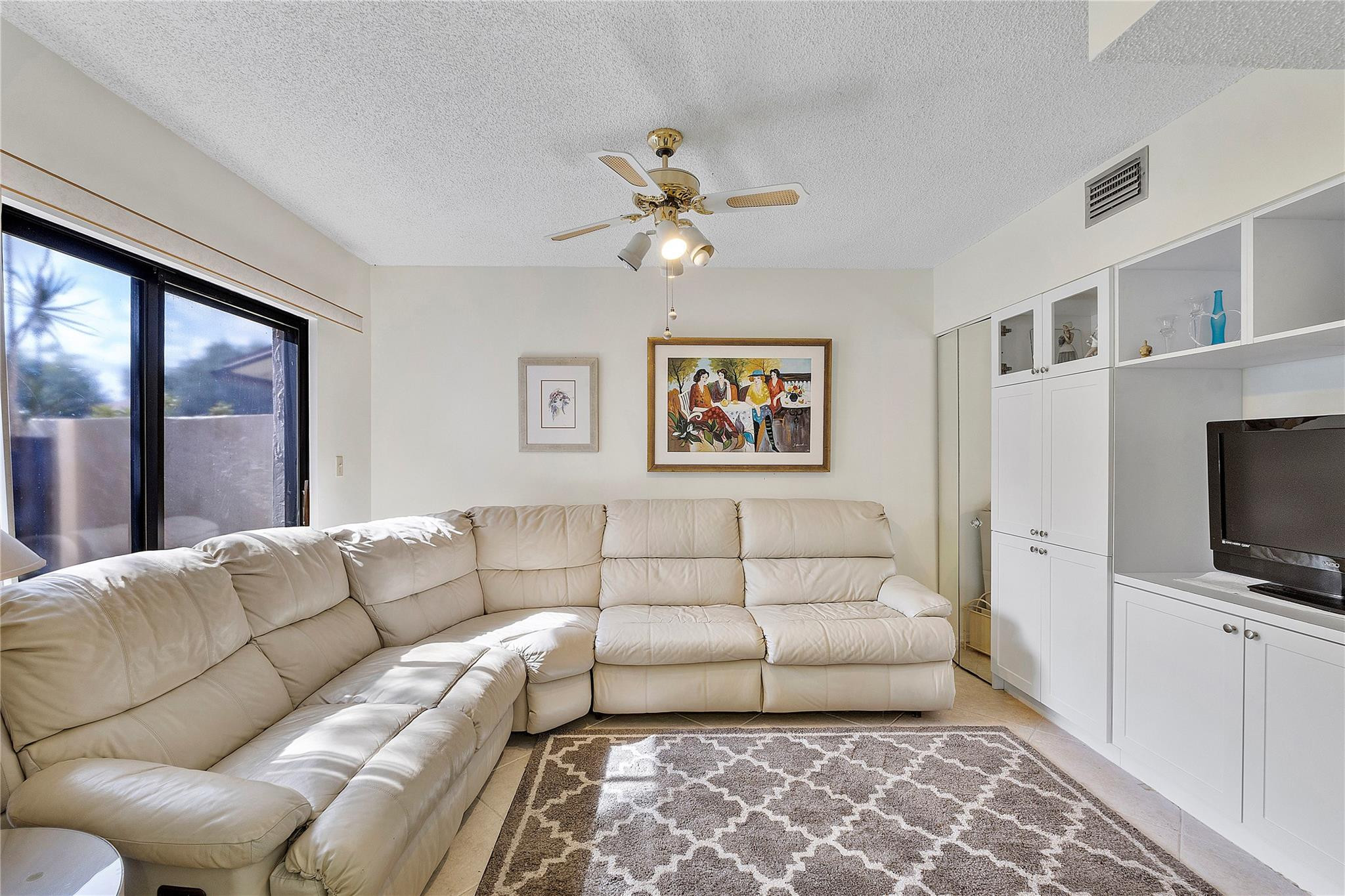 7640 NW 79th Ave L6