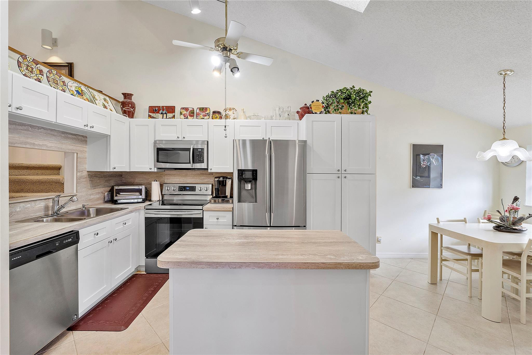 7640 NW 79th Ave L6