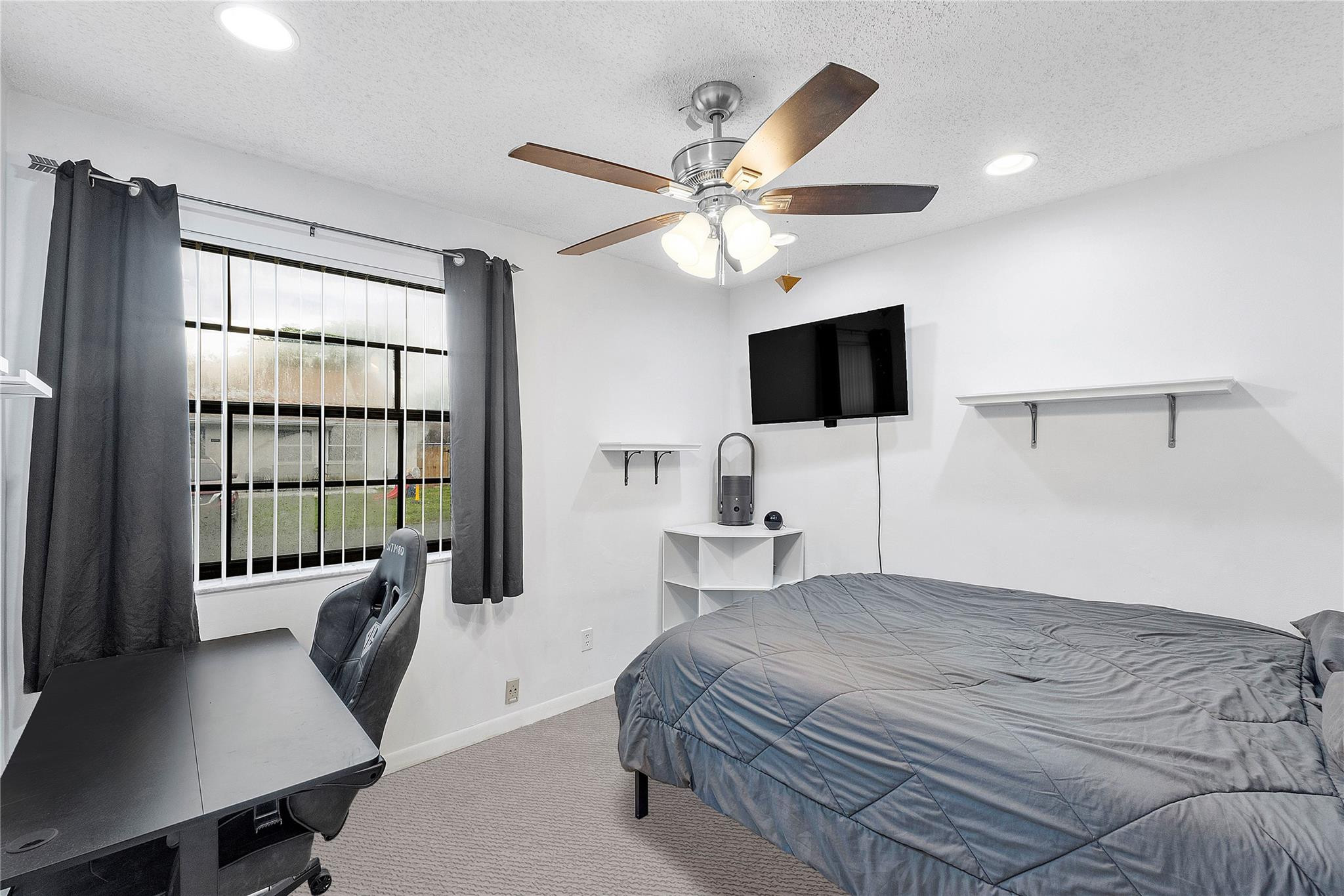 4990 NW 9th Way 4990