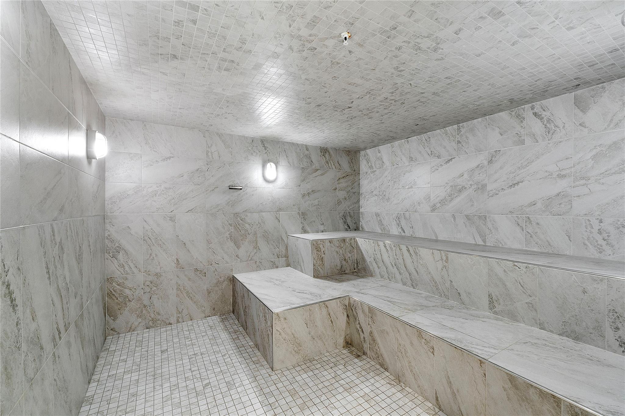 14112 Huntington Pointe Dr 102