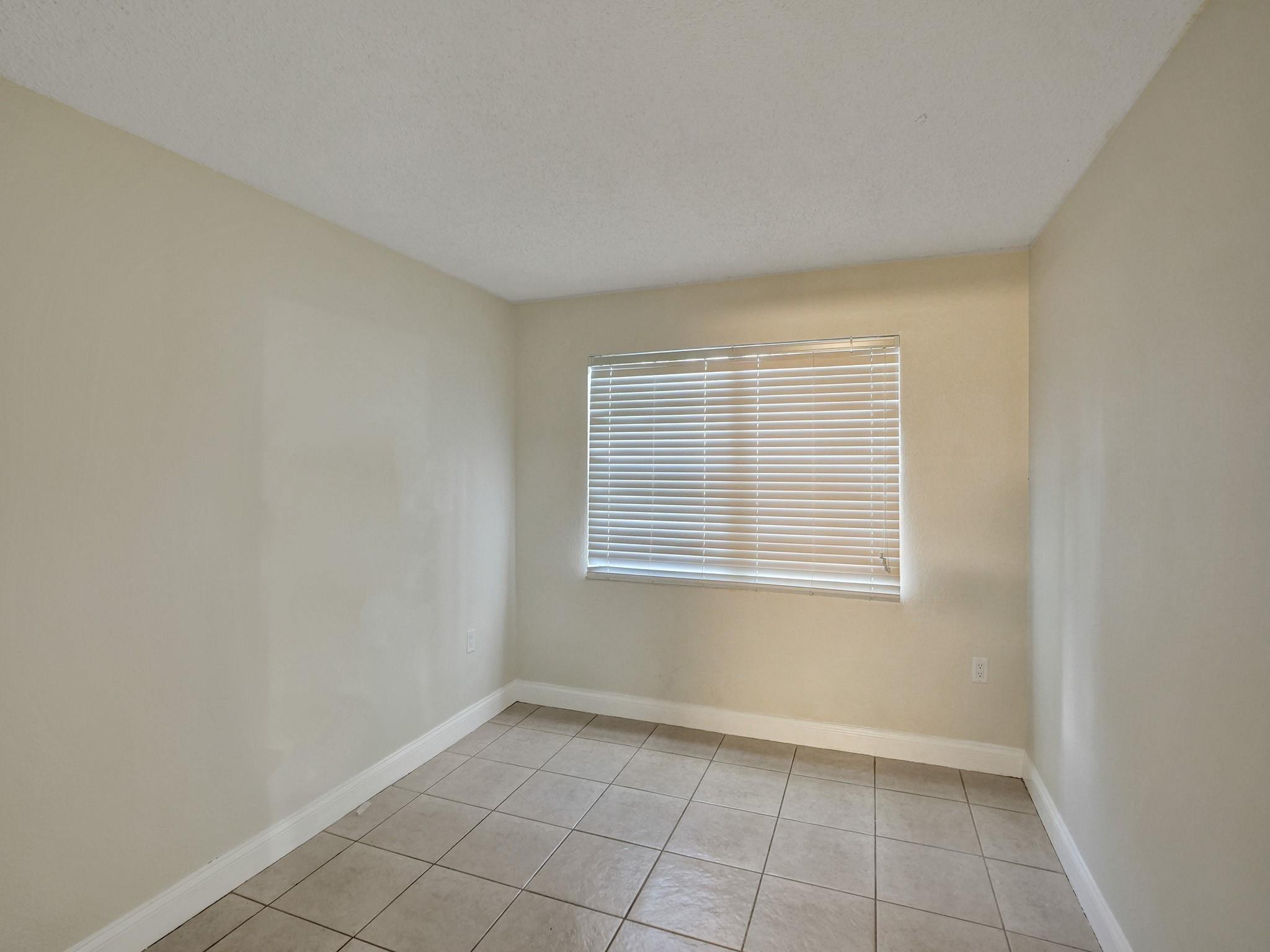 4205 N University Dr 108