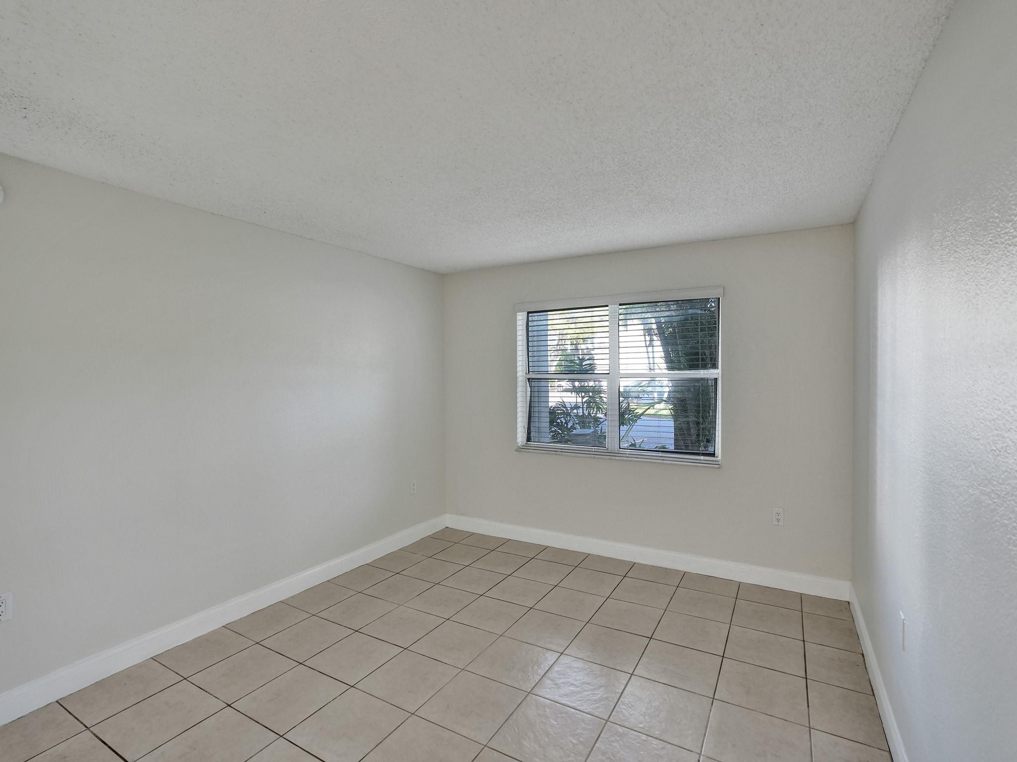 4205 N University Dr 108