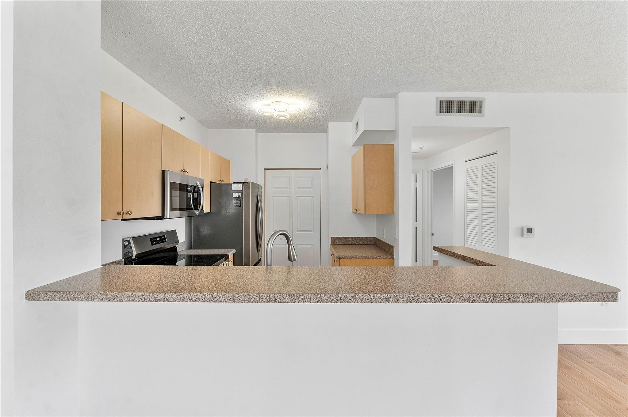7980 N Nob Hill Rd 108