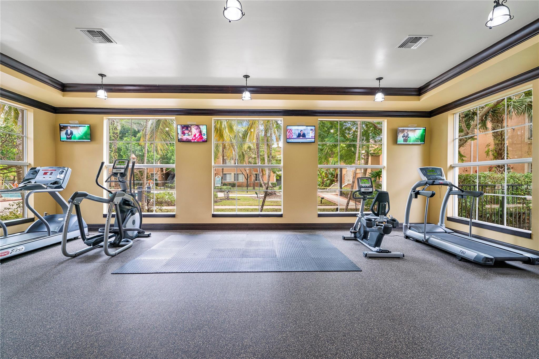 7980 N Nob Hill Rd 108