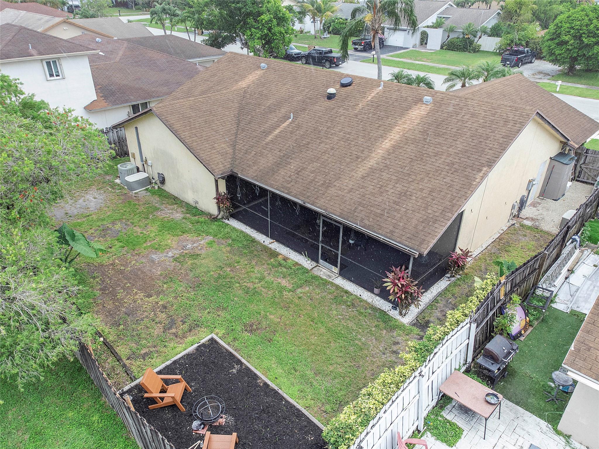 4094 NW 1st Pl