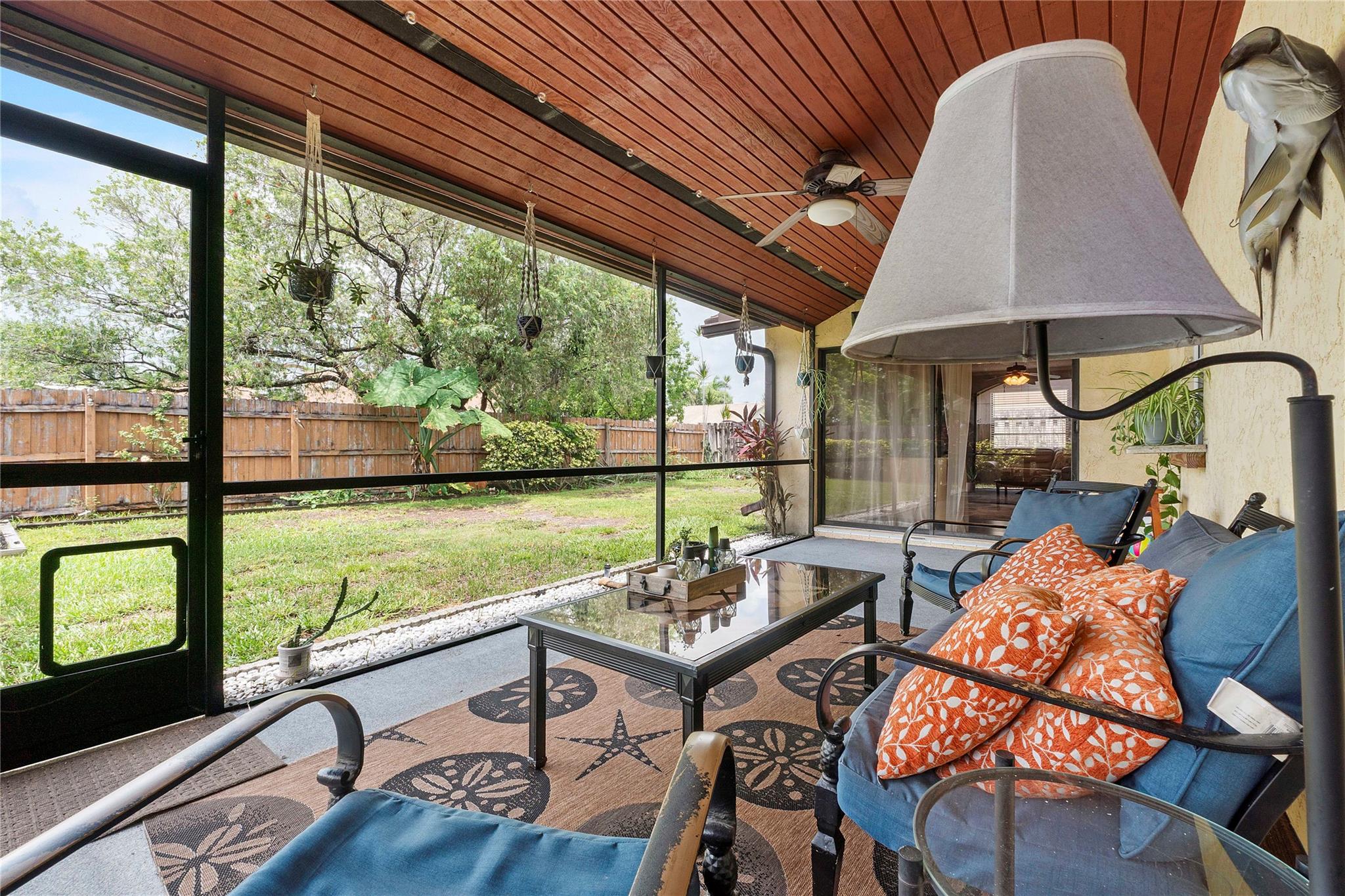 4094 NW 1st Pl