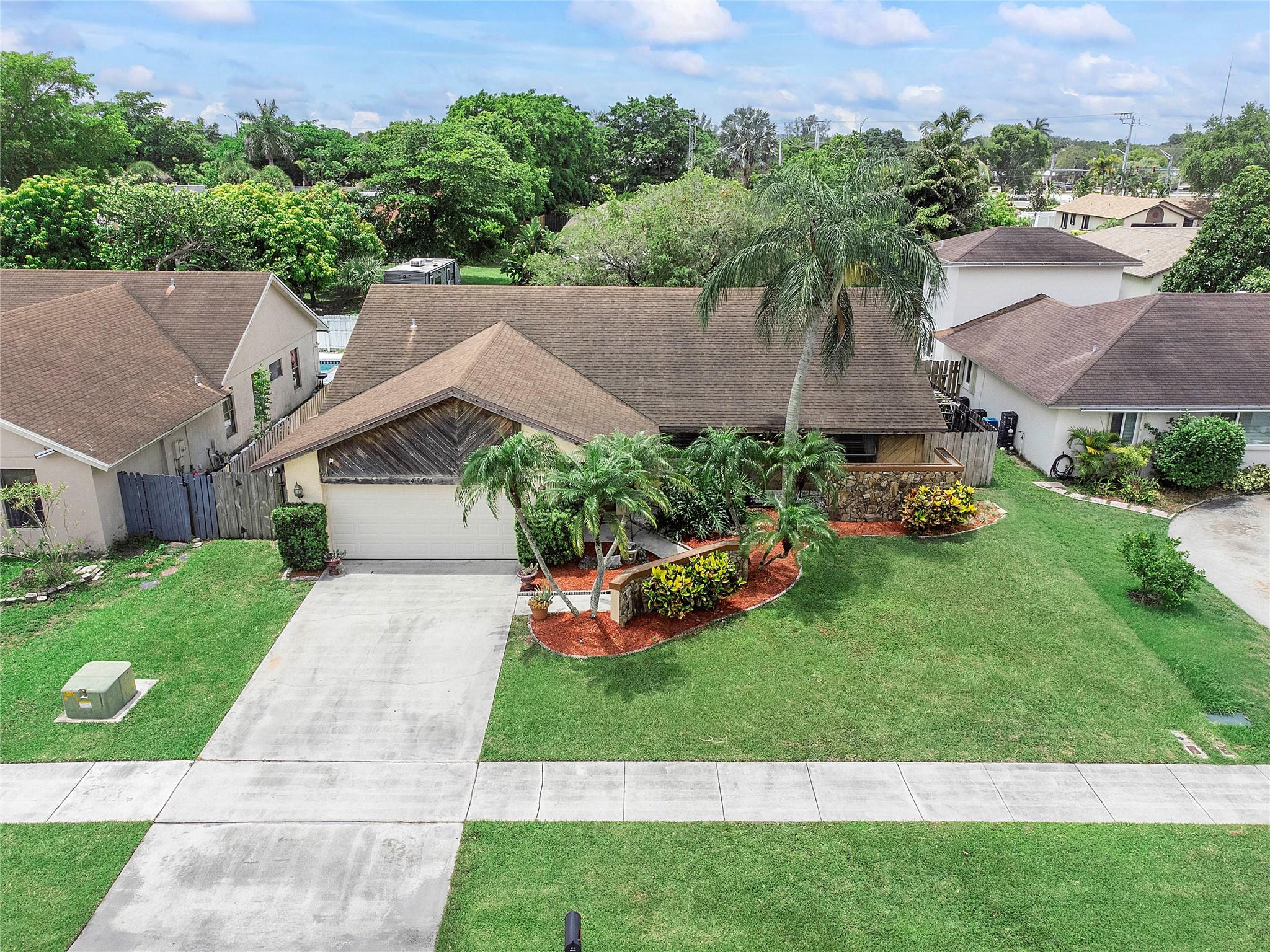 4094 NW 1st Pl