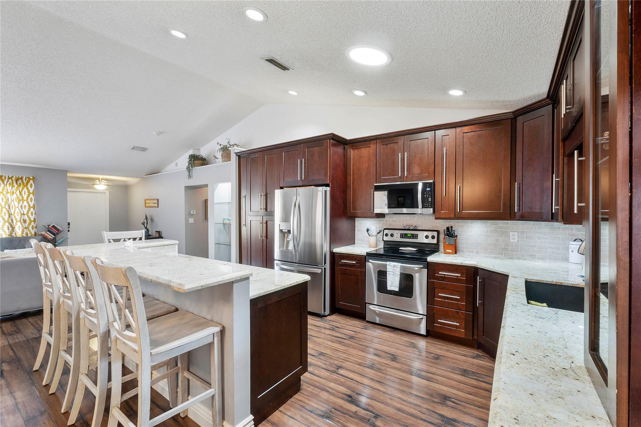 4094 NW 1st Pl