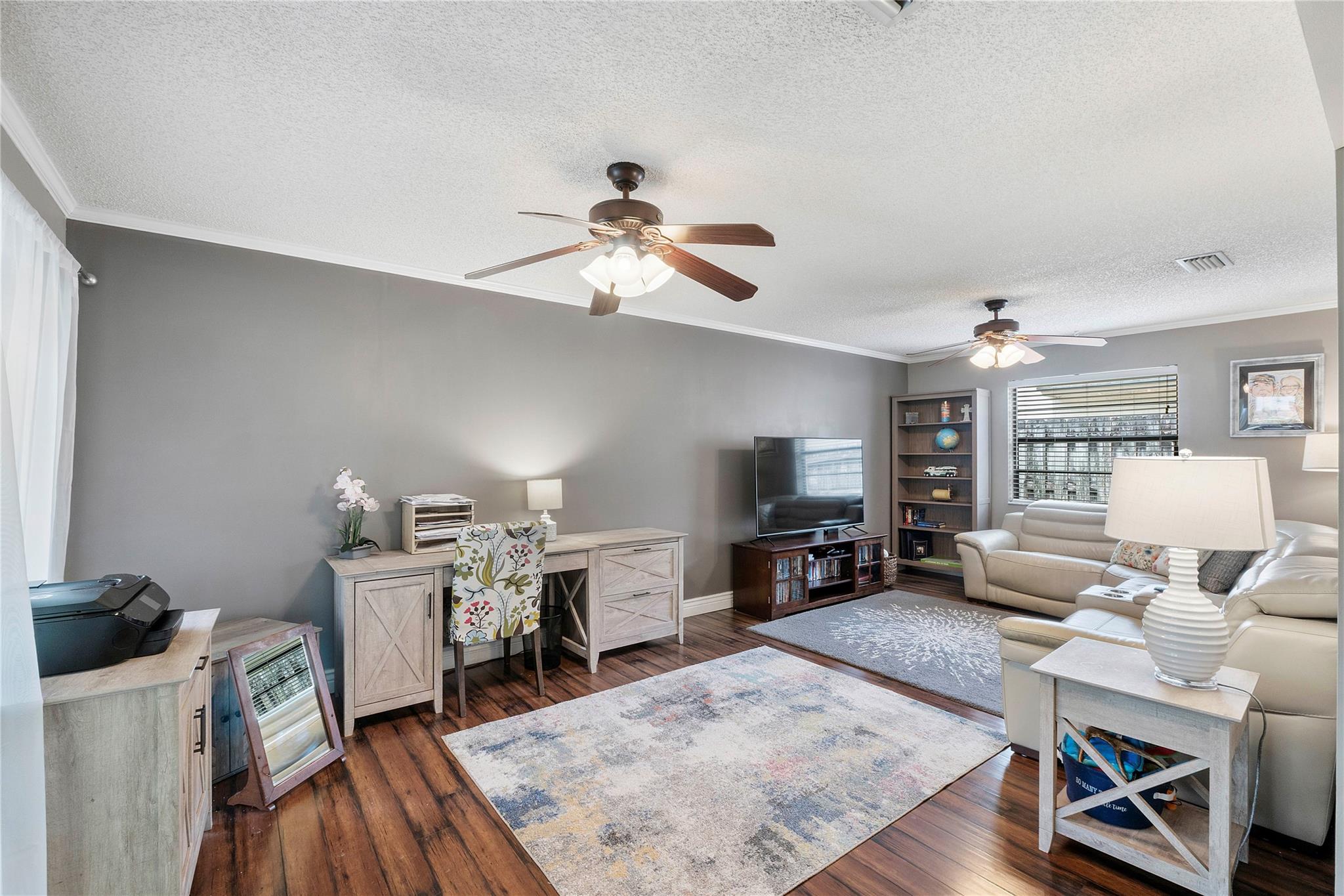 4094 NW 1st Pl