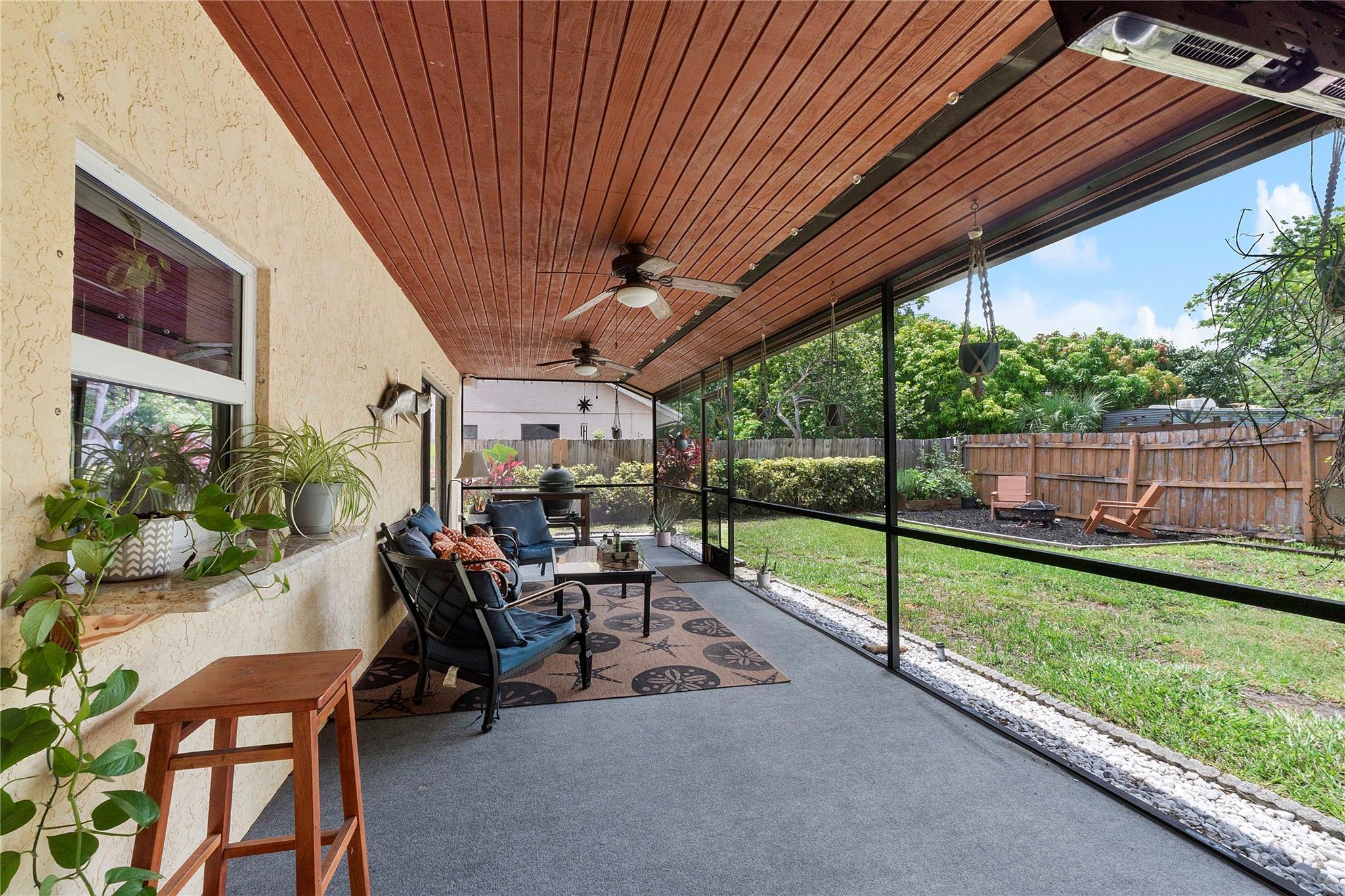 4094 NW 1st Pl