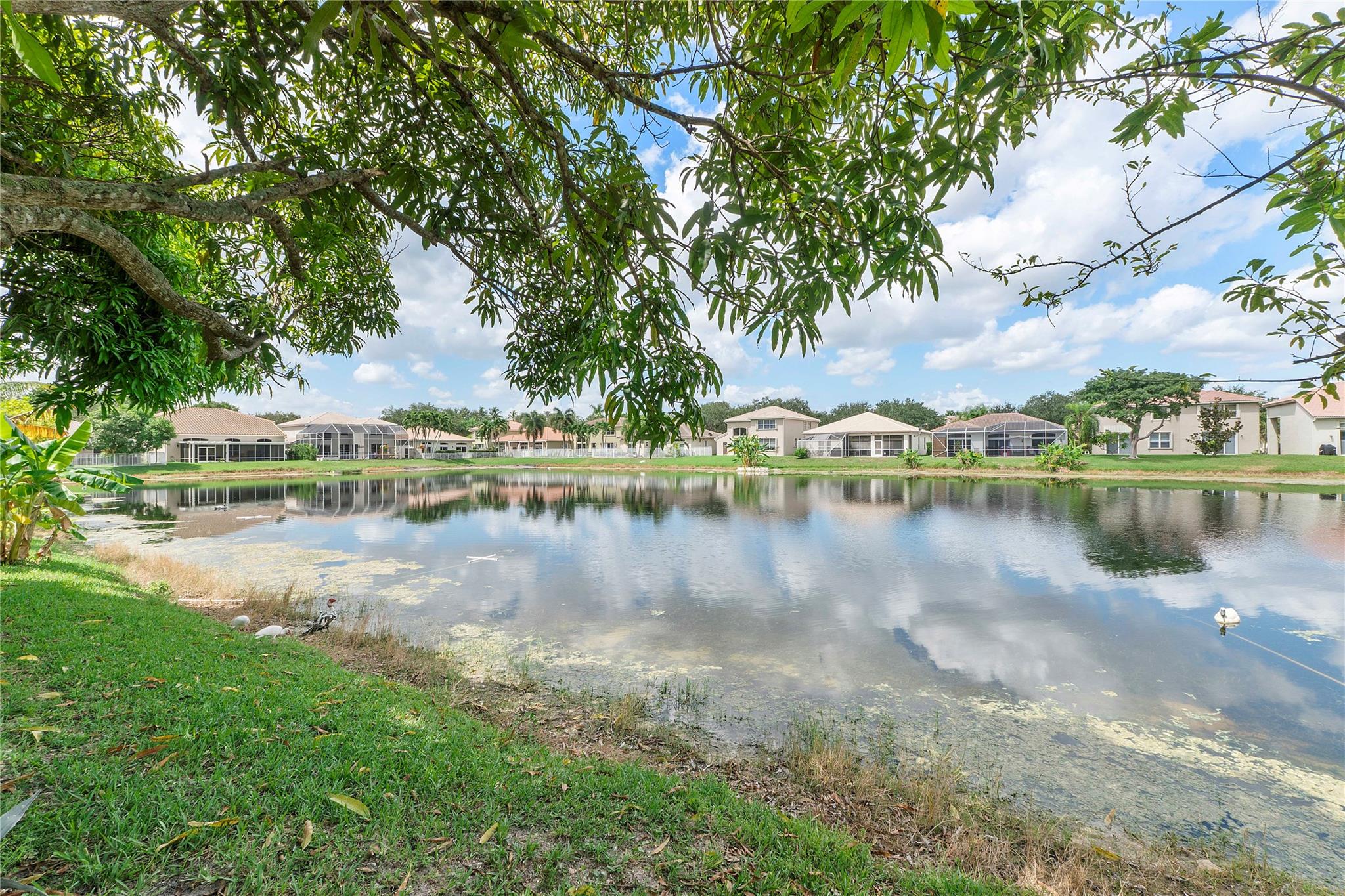 4863 NW 54th Ave