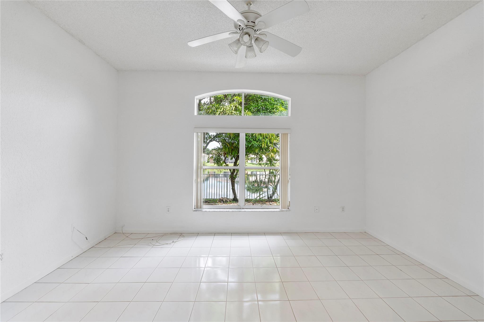 4863 NW 54th Ave