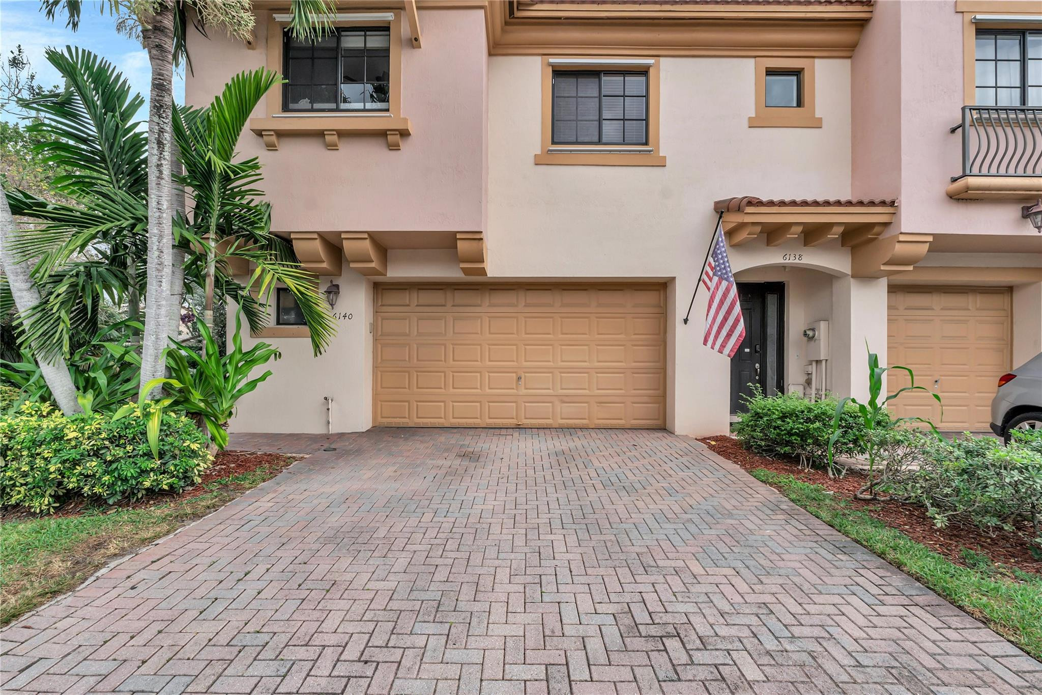 6140 Grand Cypress Circle, Coconut Creek